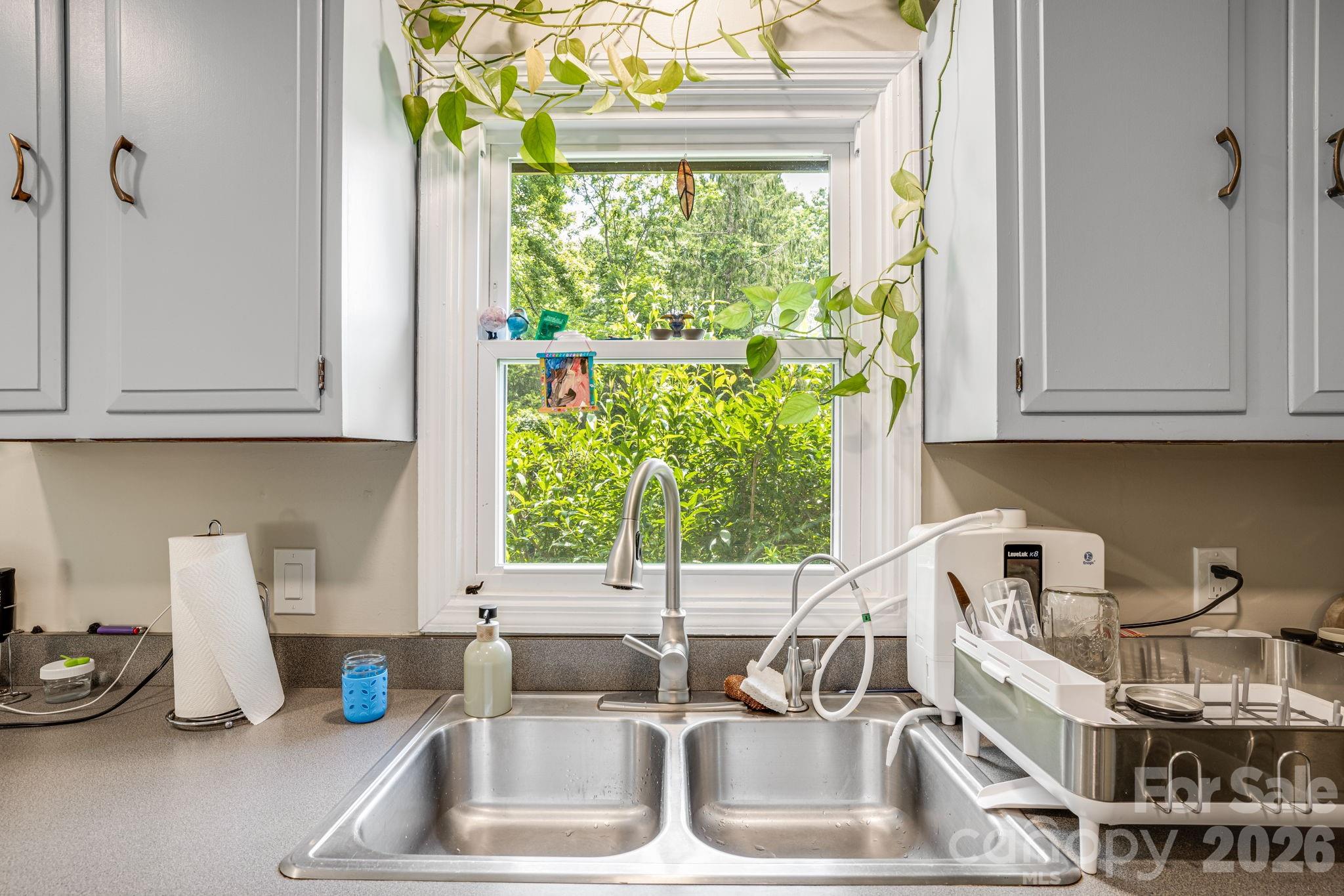 5 Hillview Road Property Photo 18