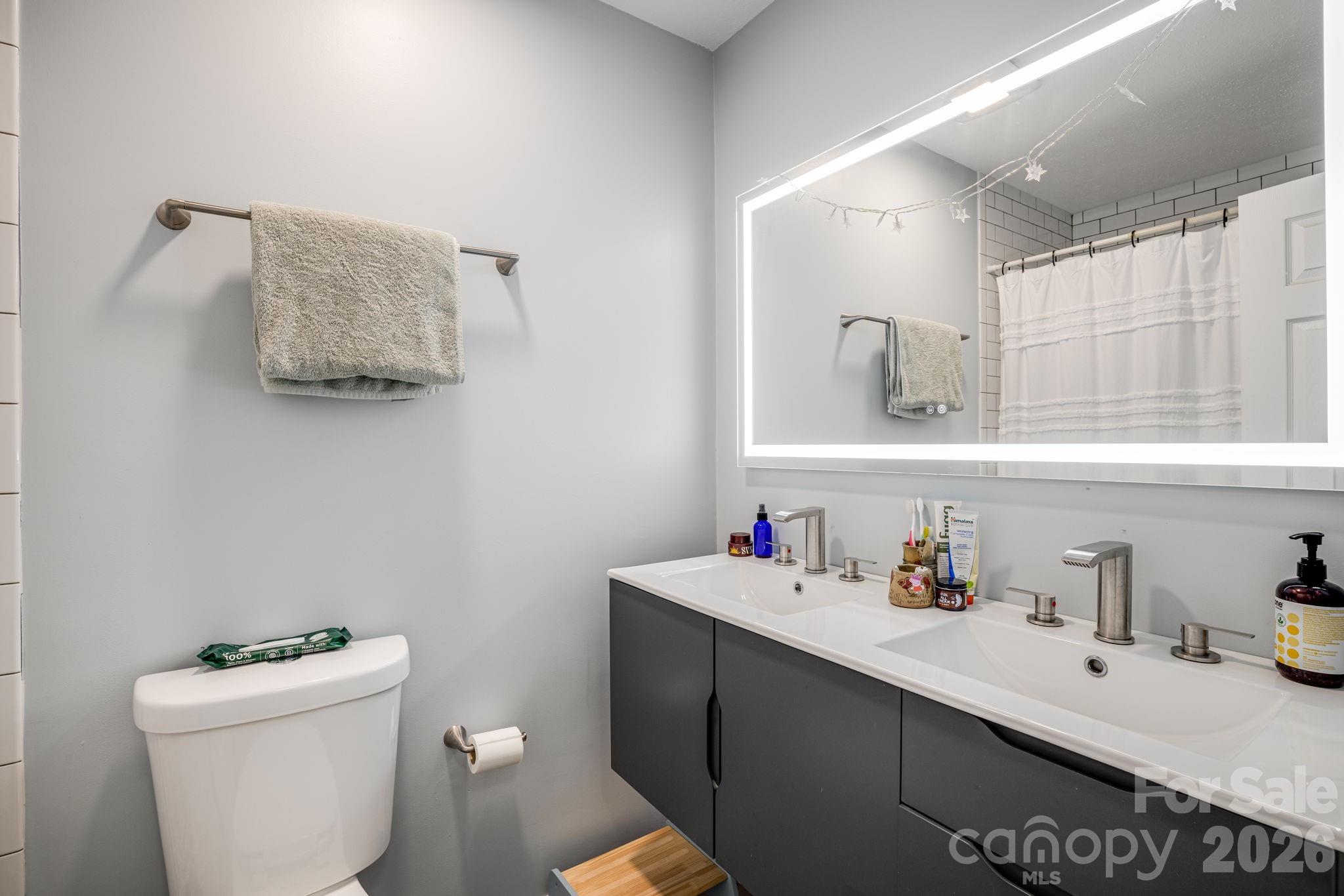 5 Hillview Road Property Photo 23