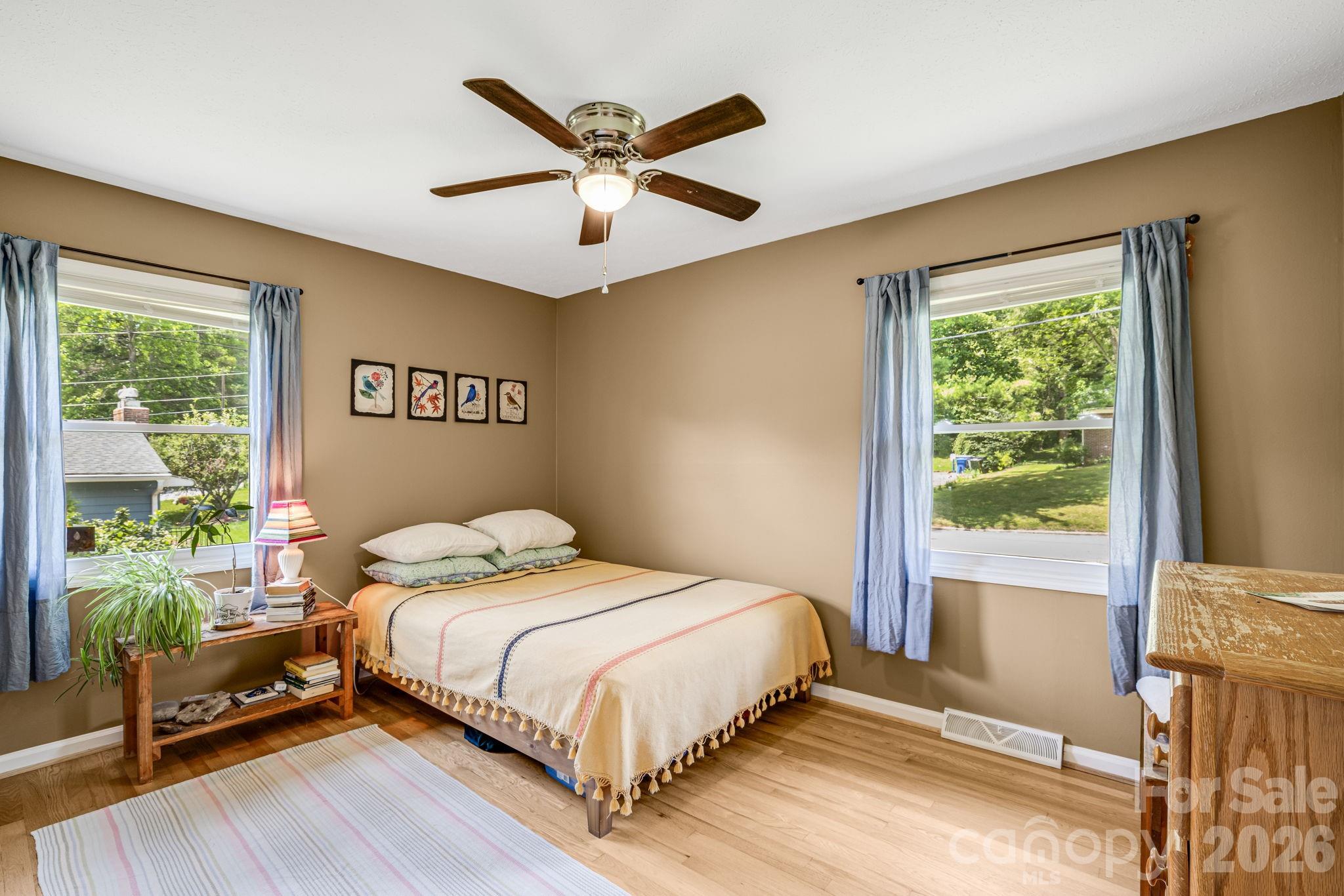 5 Hillview Road Property Photo 25