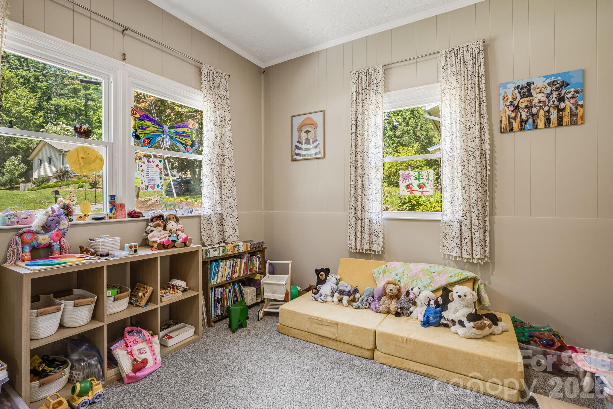 5 Hillview Road Property Photo 32