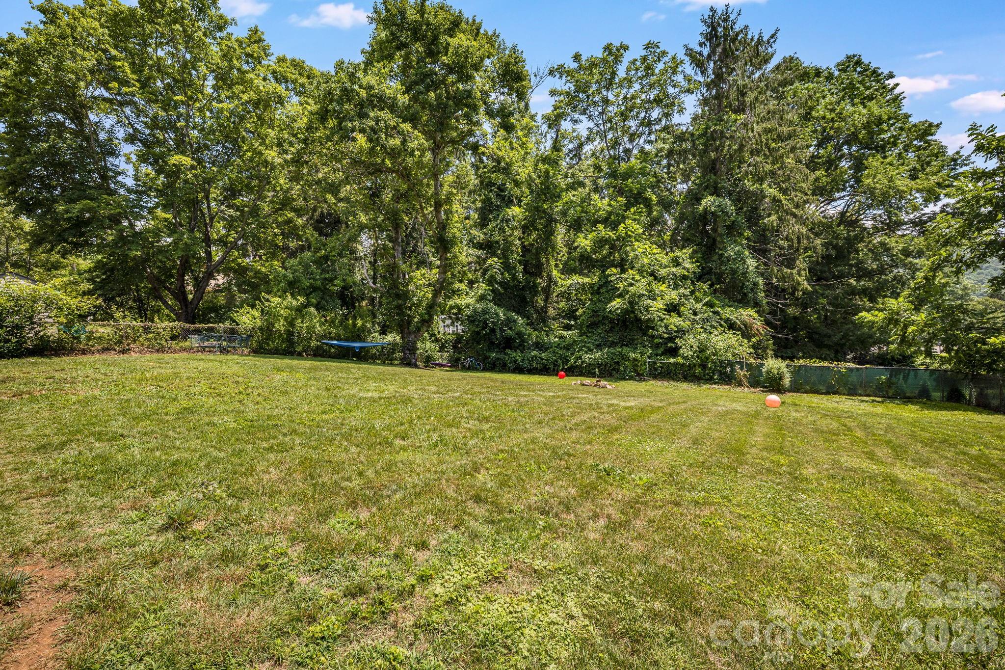 5 Hillview Road Property Photo 46