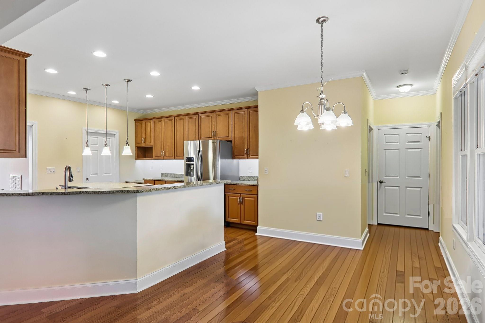 959 Silverglen Way Property Photo 13