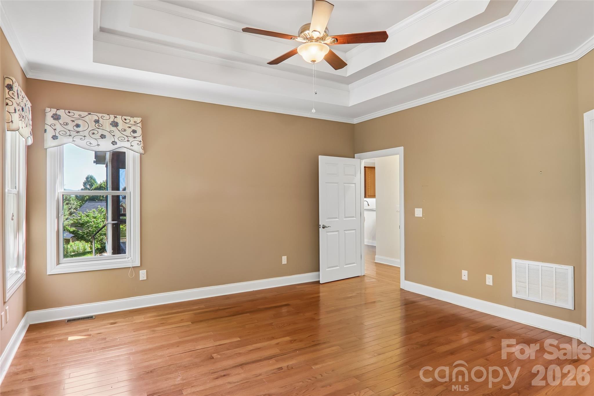 959 Silverglen Way Property Photo 15