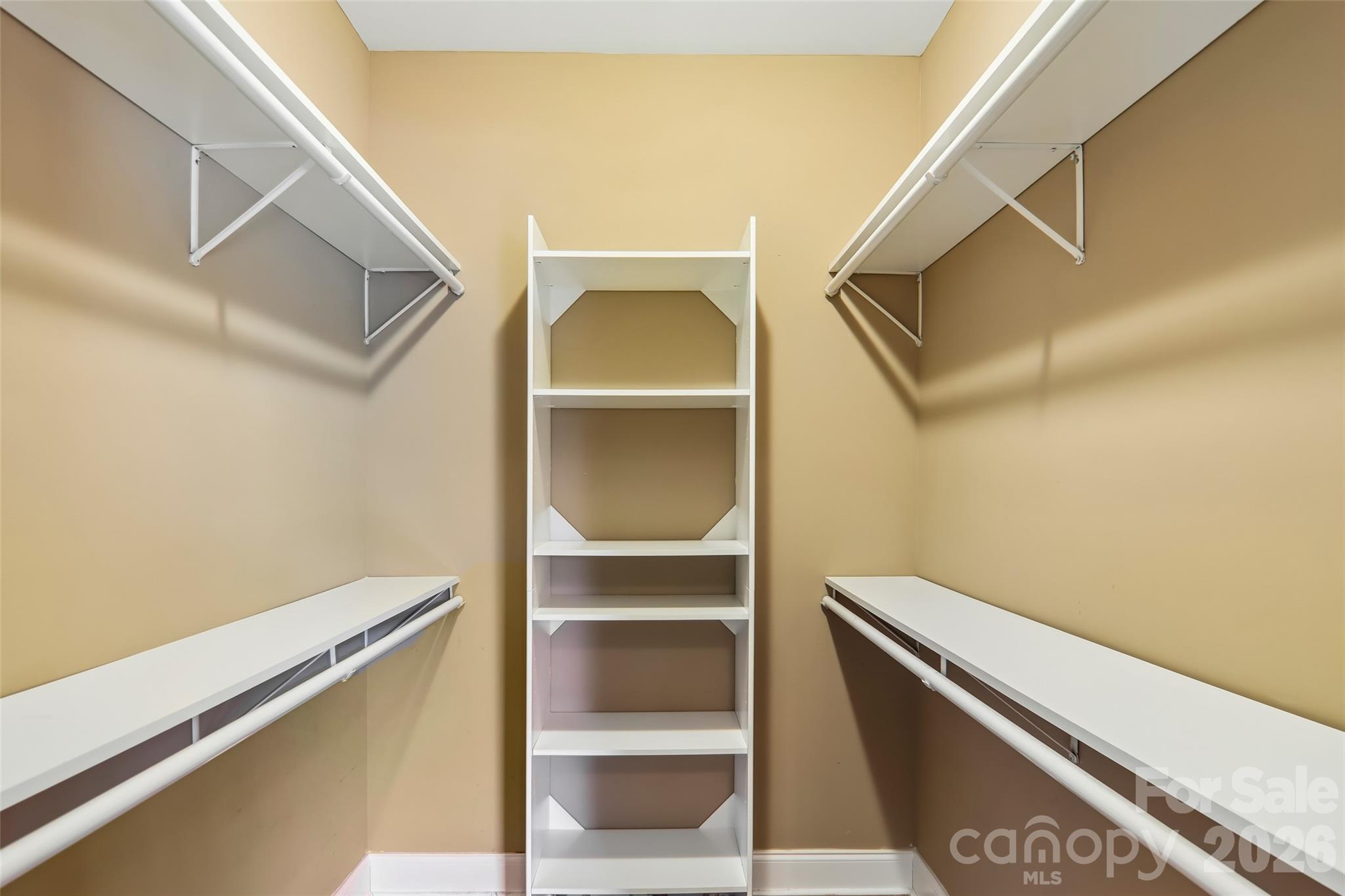 959 Silverglen Way Property Photo 19