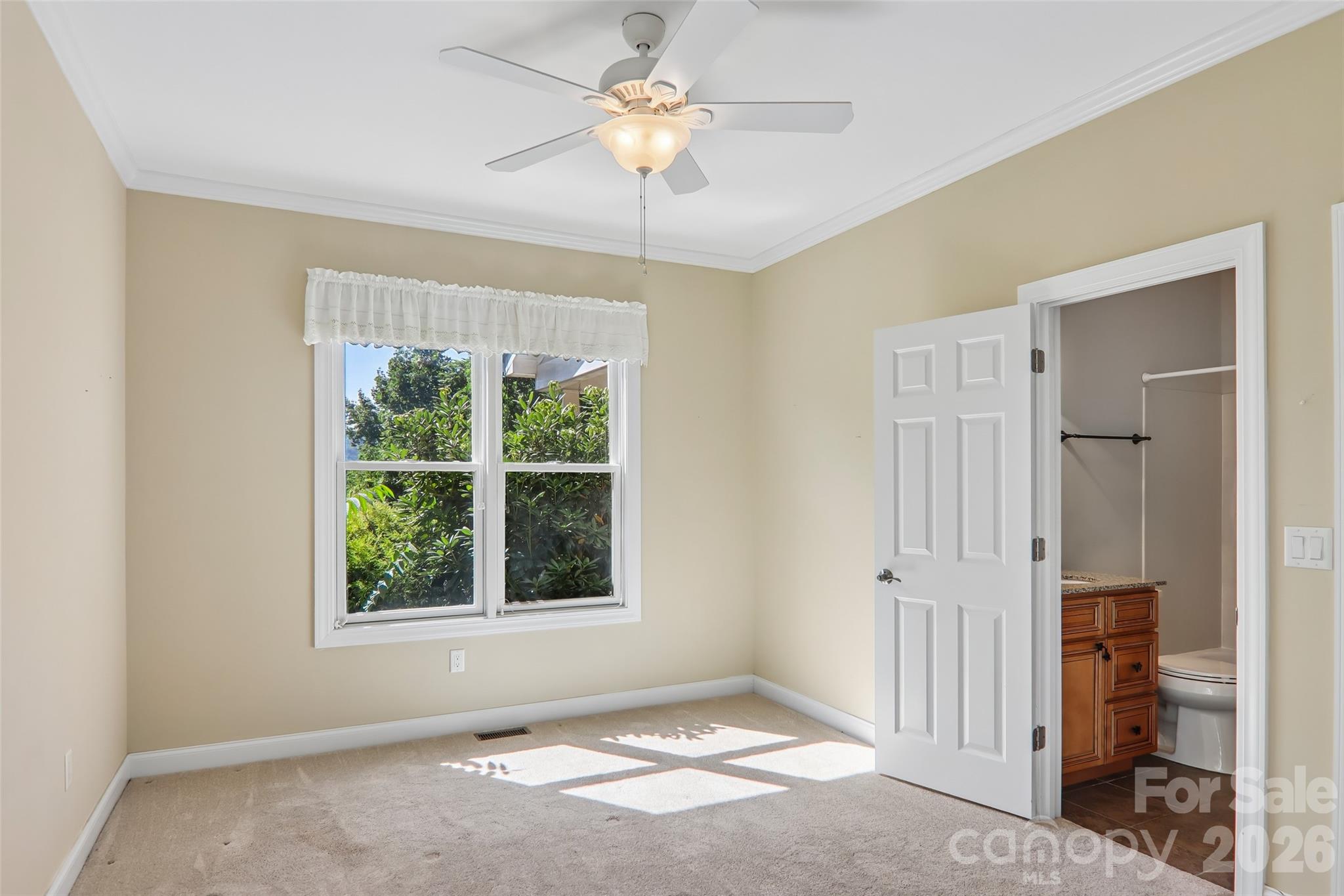 959 Silverglen Way Property Photo 20