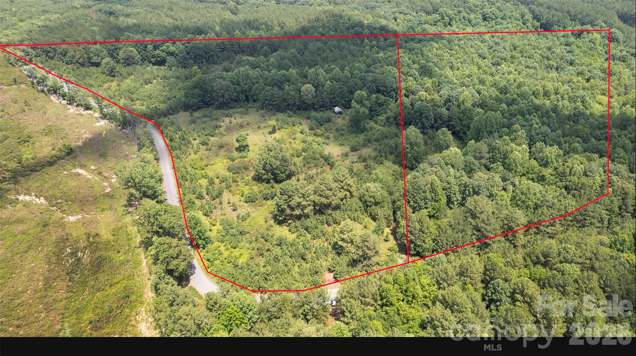 8169 Raccoon Track Drive Property Photo 1
