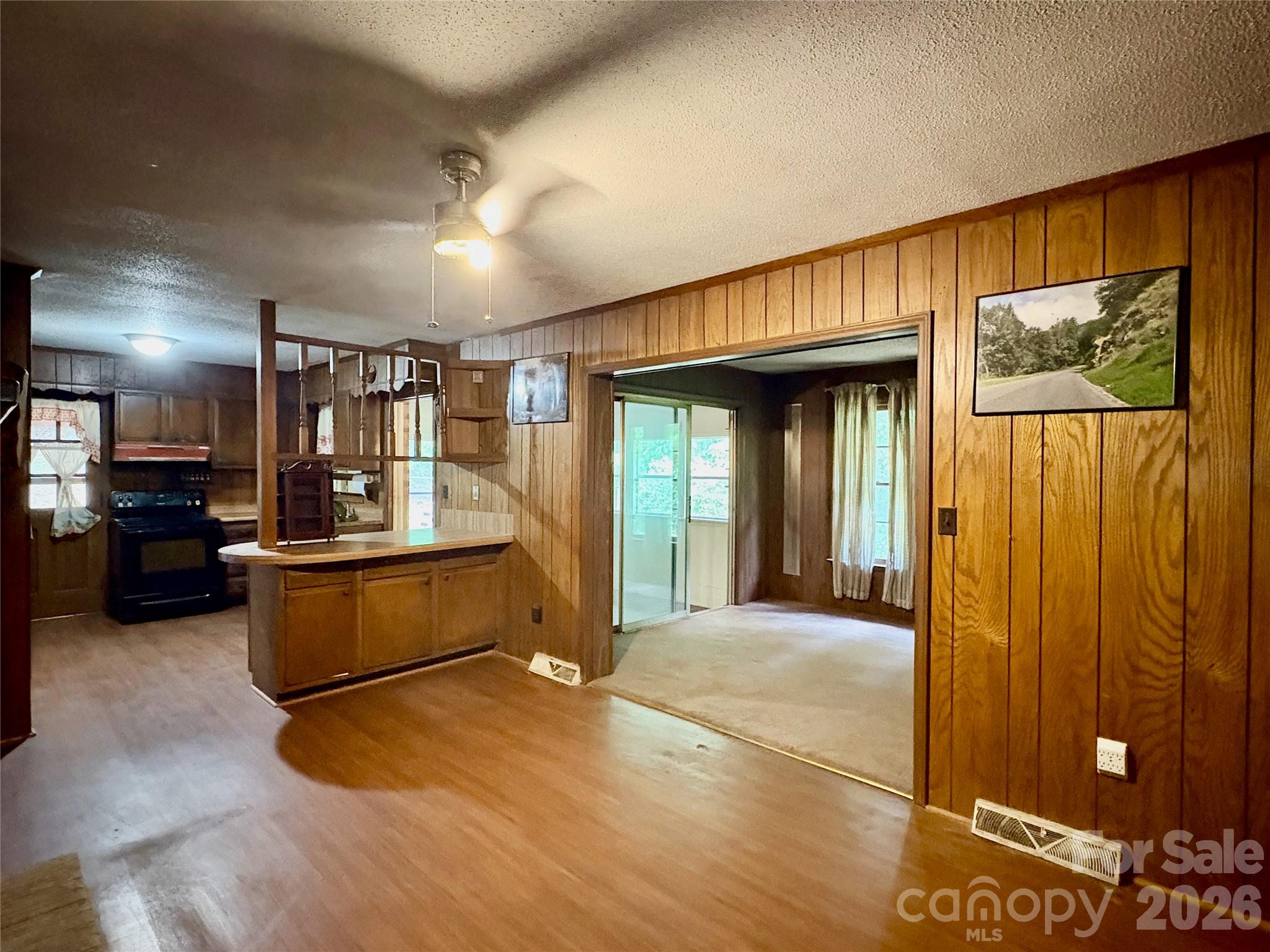 1812 Freemantown Road Property Photo 10