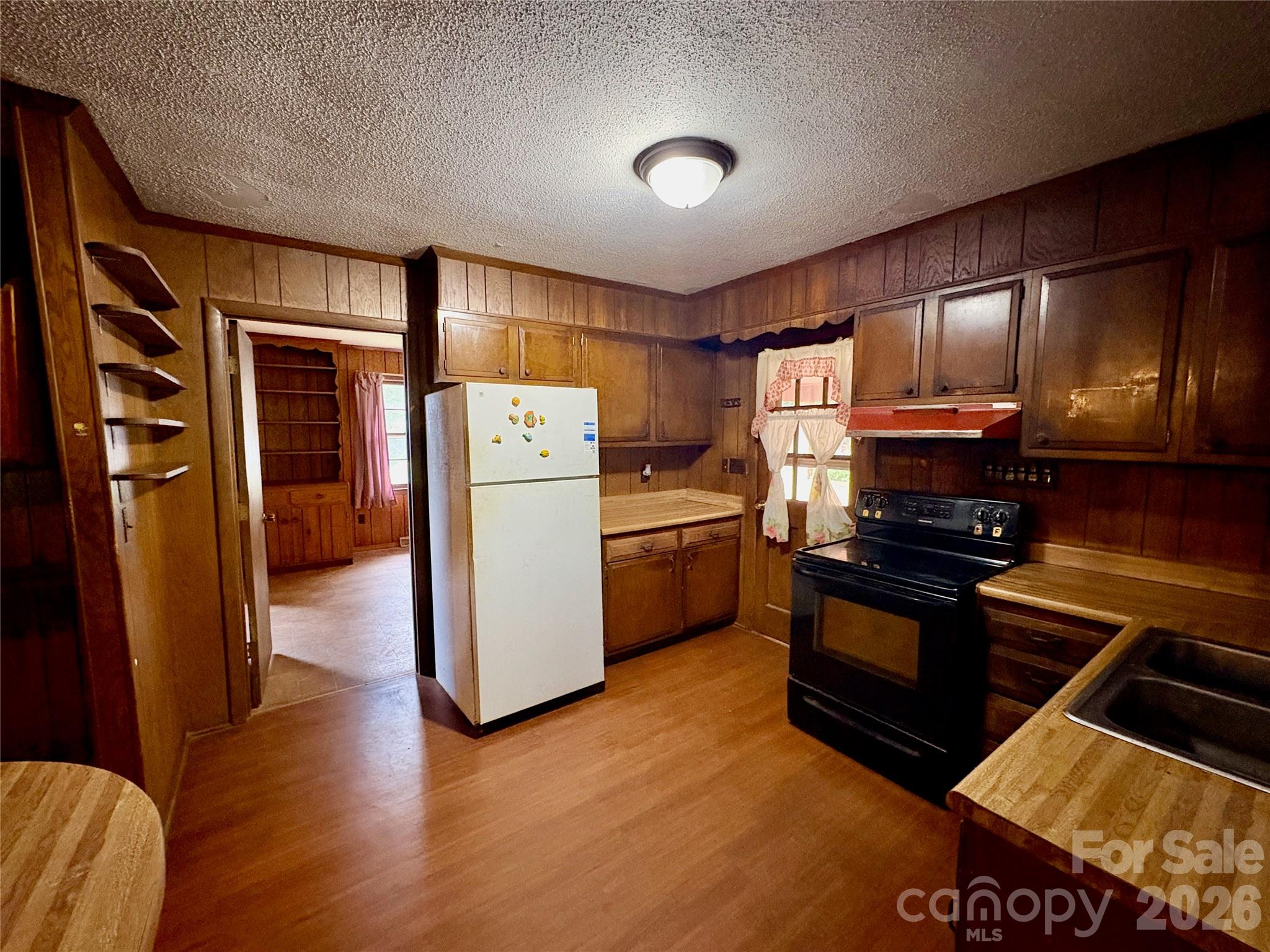 1812 Freemantown Road Property Photo 12