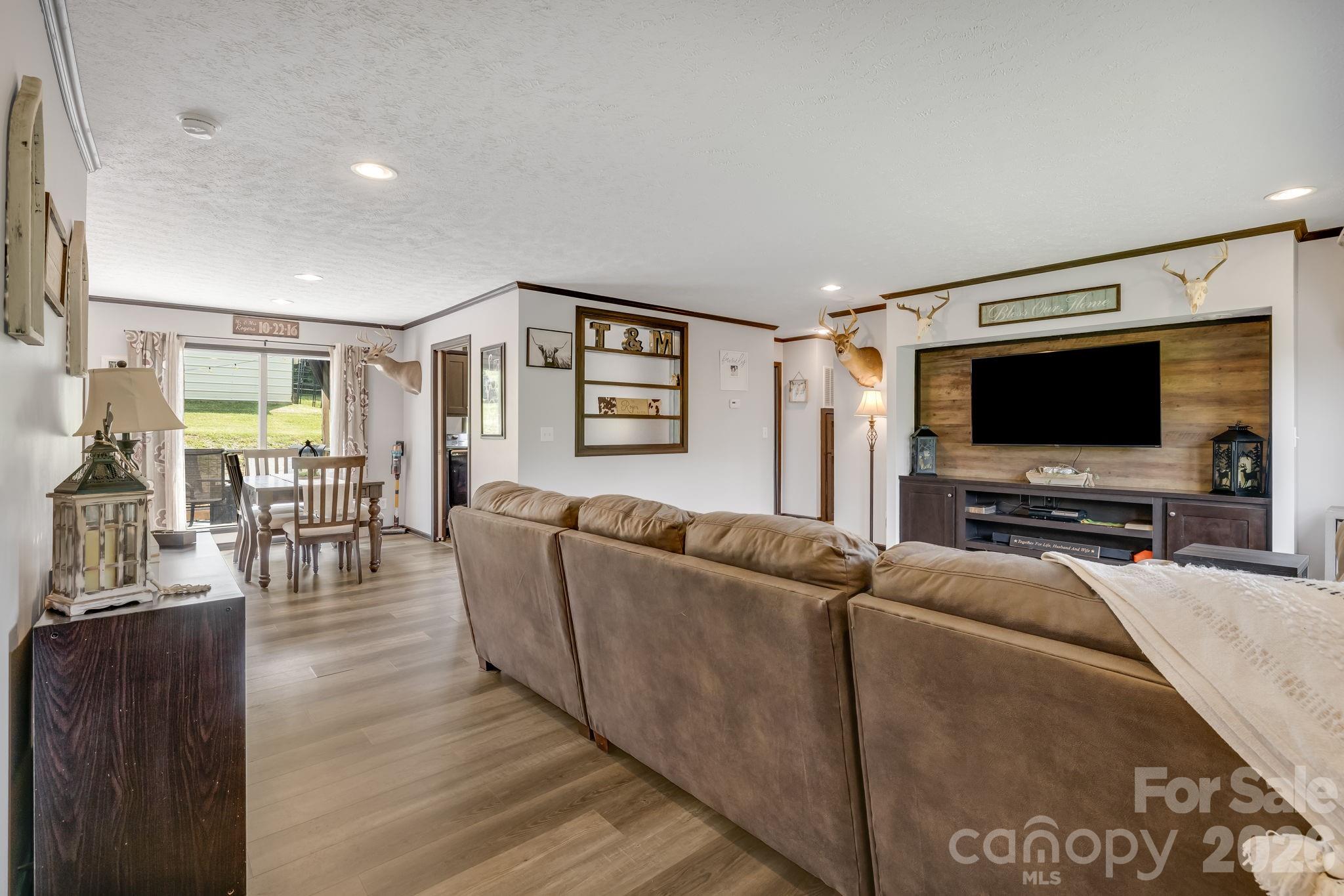 256 Phillips Valley Road Property Photo 4