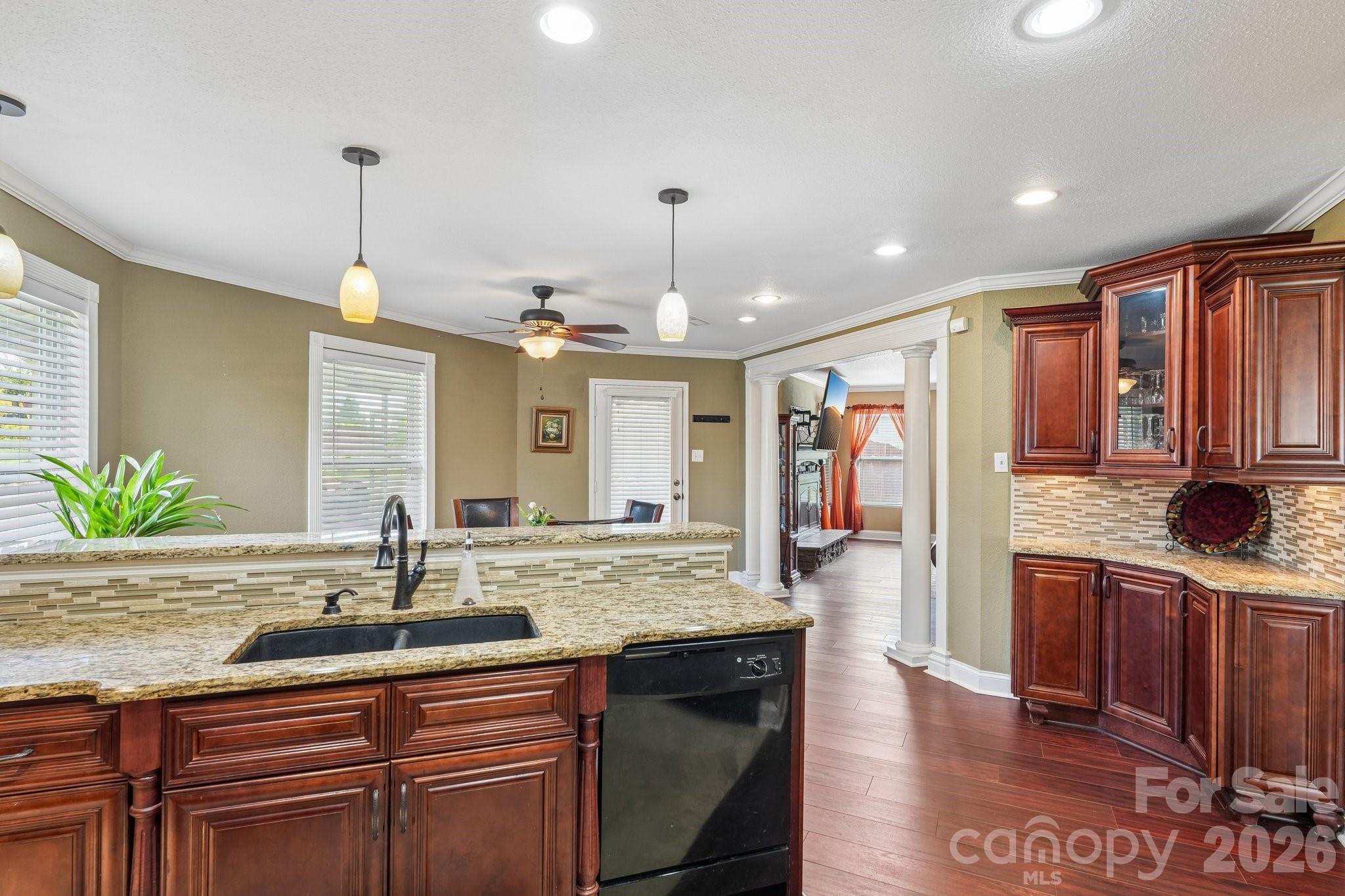 336 Farm Springs Drive Property Photo 16