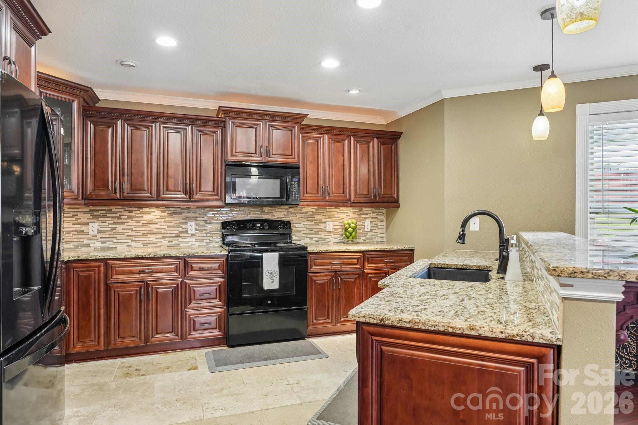 336 Farm Springs Drive Property Photo 17