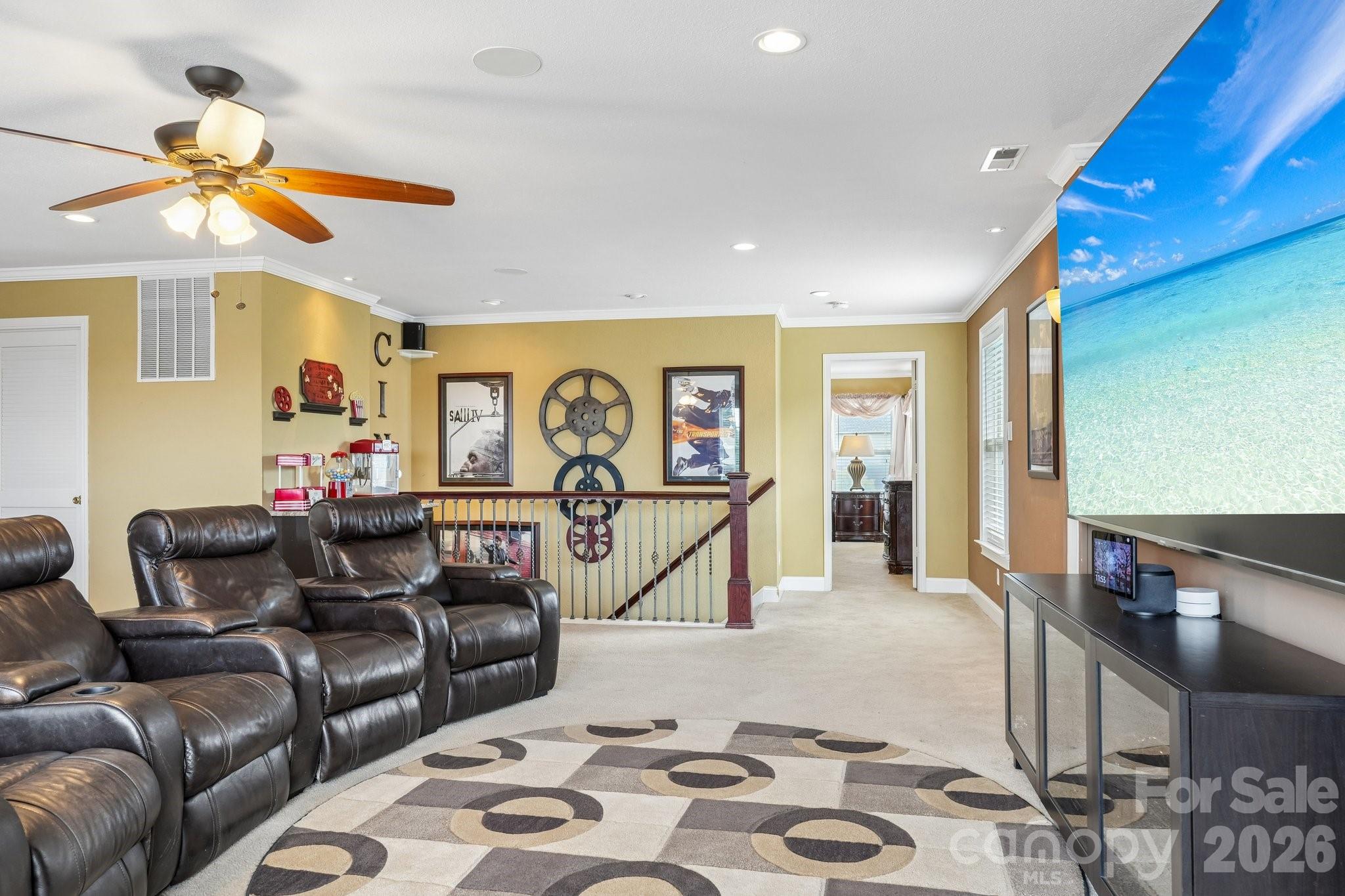 336 Farm Springs Drive Property Photo 25