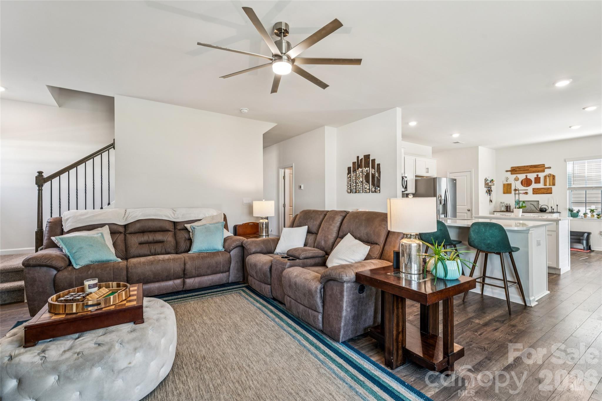 162 Giant Oak Avenue Property Photo 7