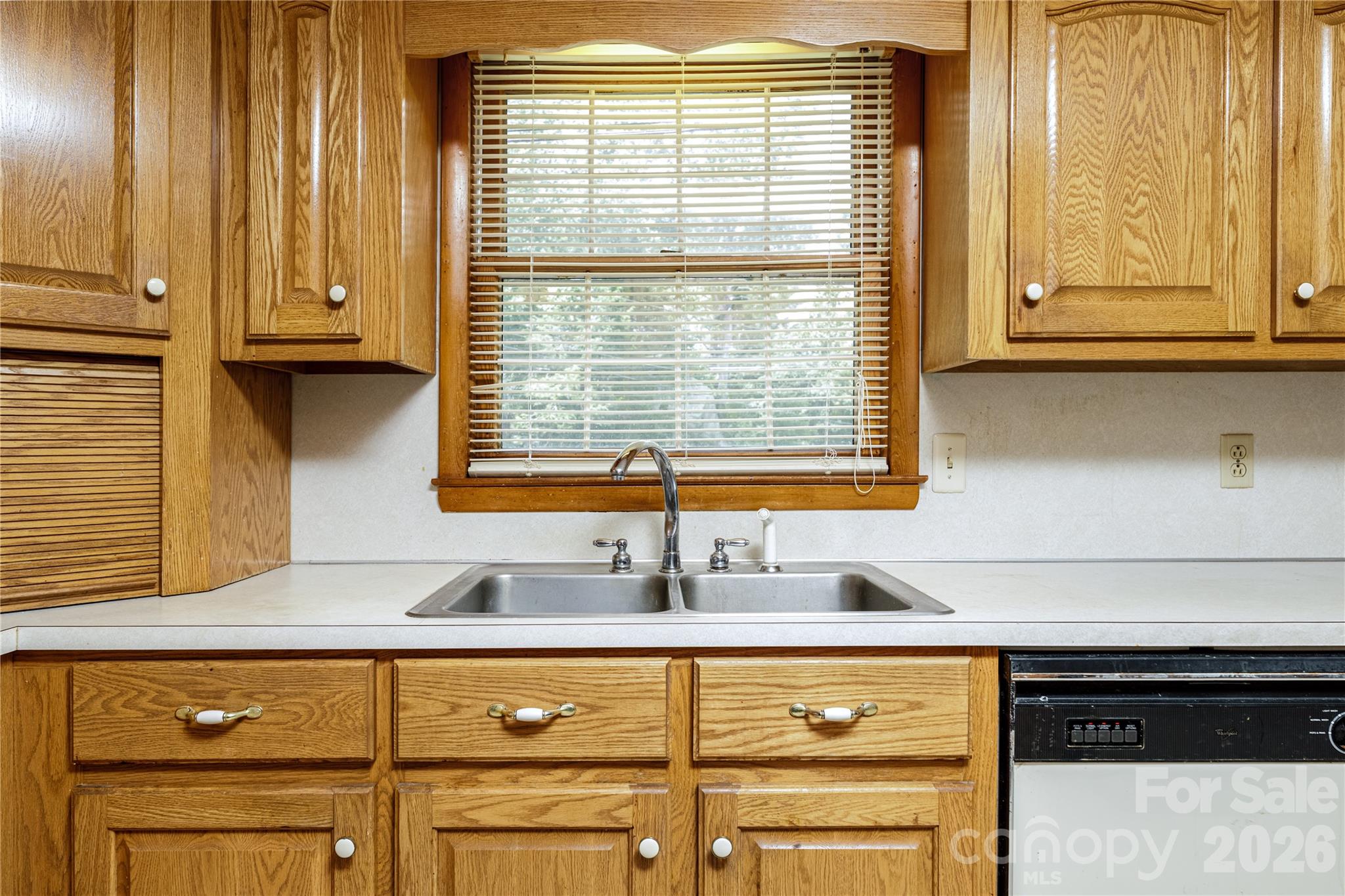 2234 Kool Park Road Property Photo 9