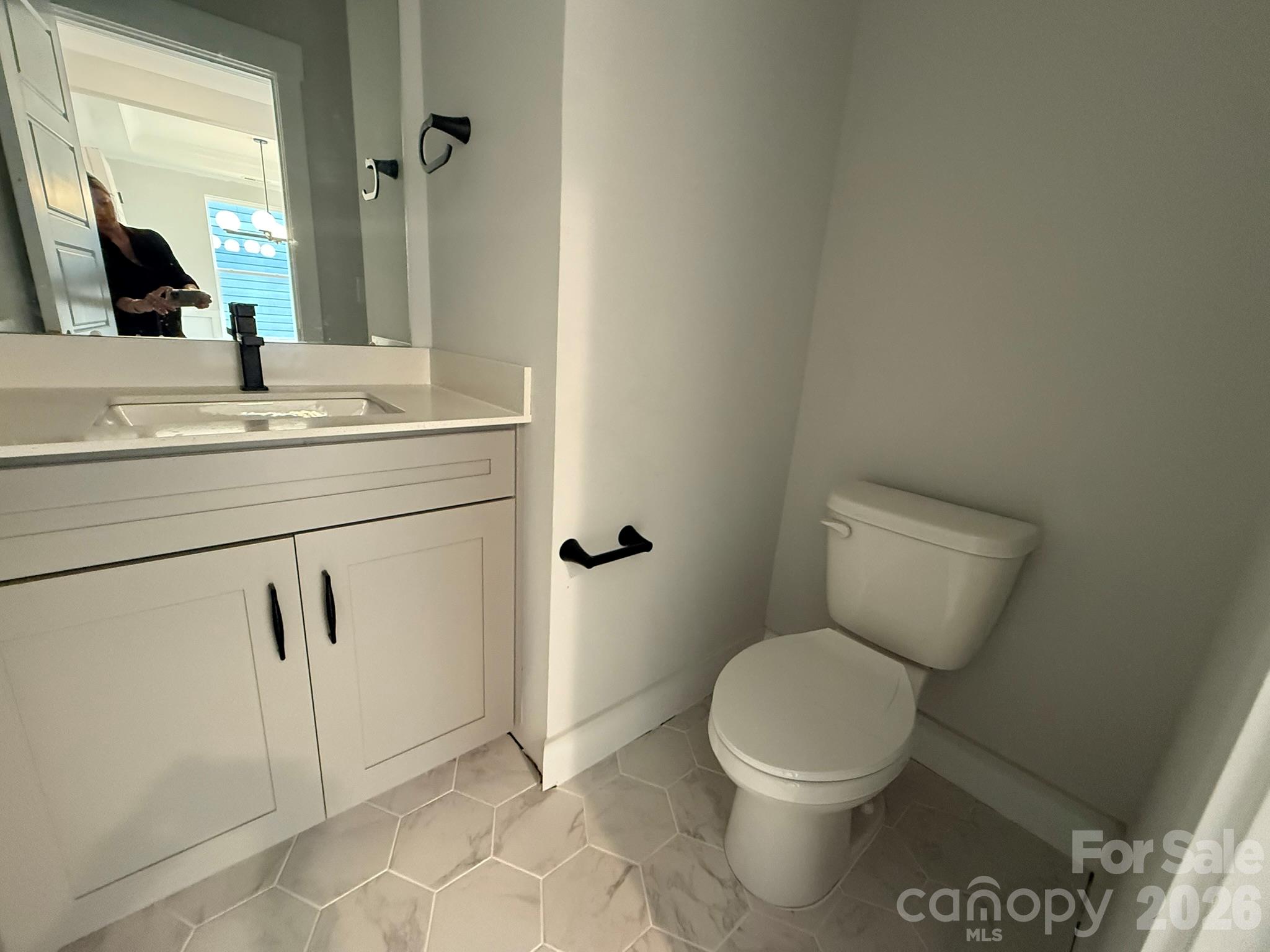 2223 Caravan Lane Property Photo 5