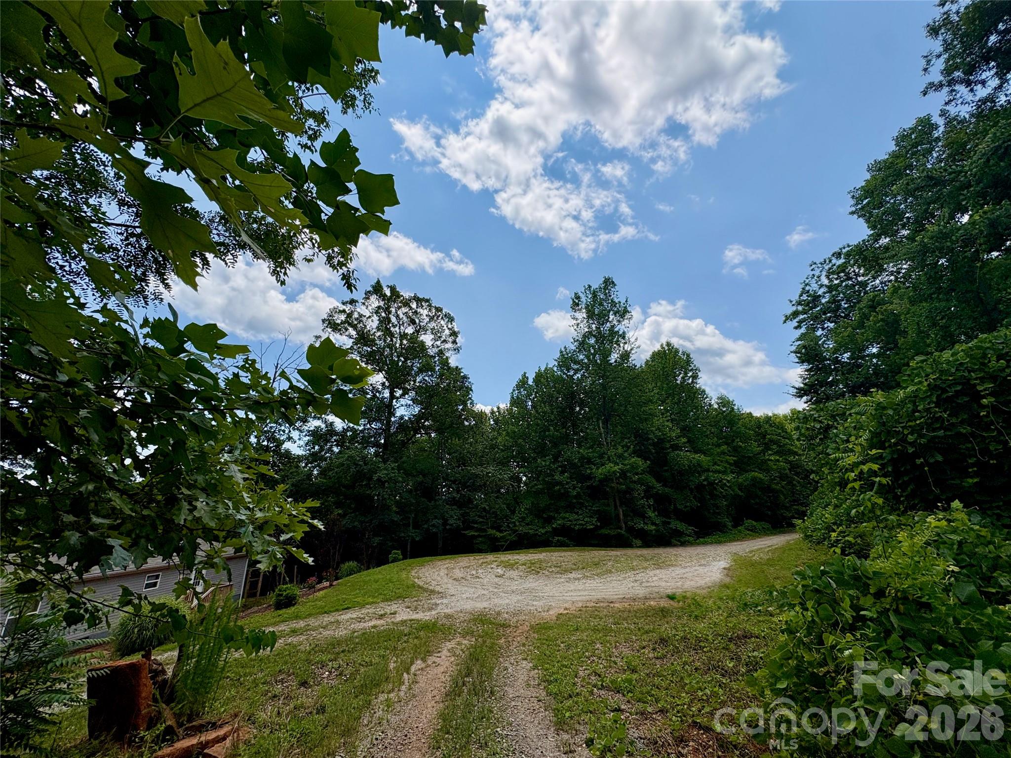 289 Champange Ridge Property Photo 6