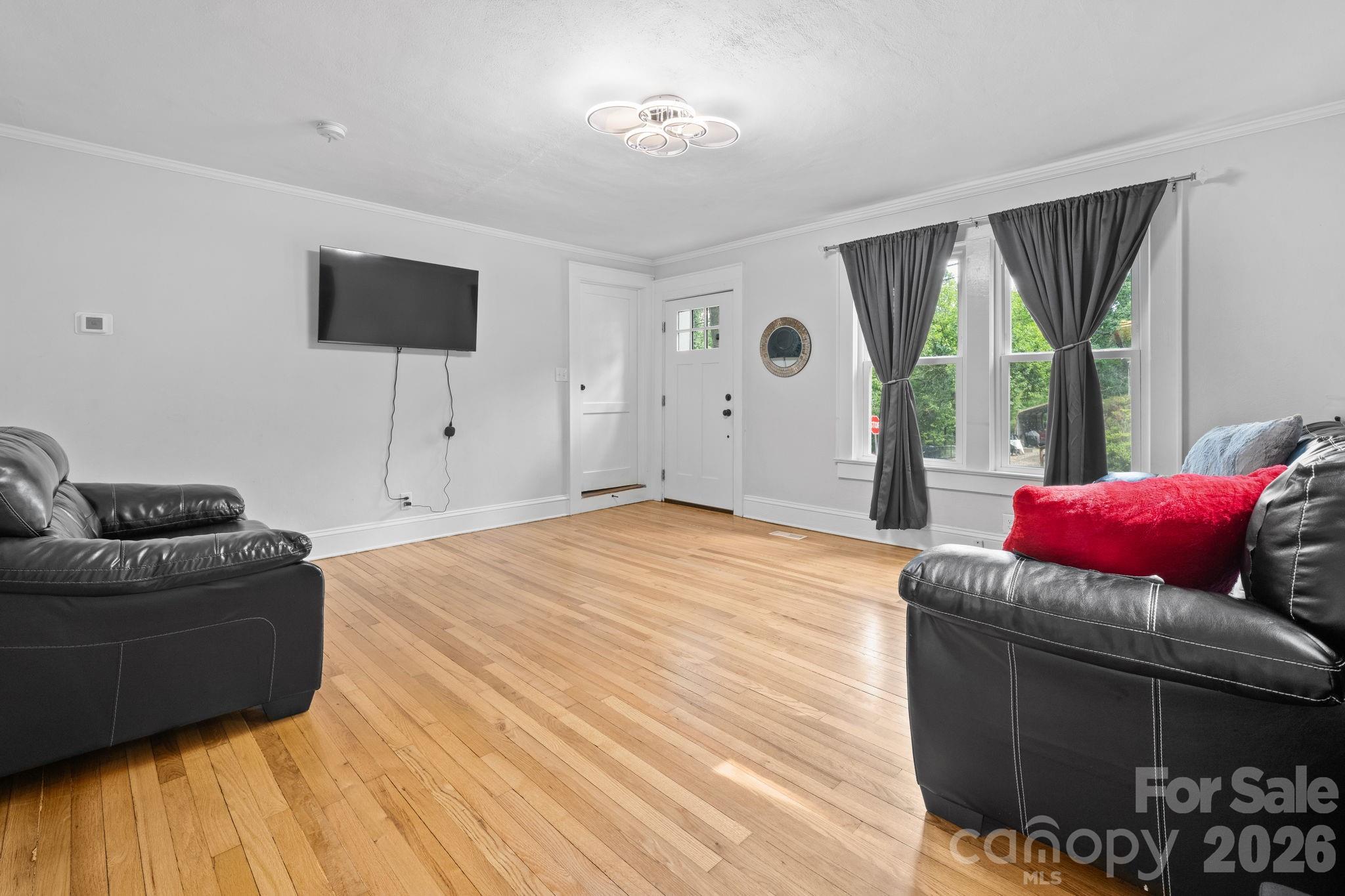 331 5th Avenue Property Photo 5