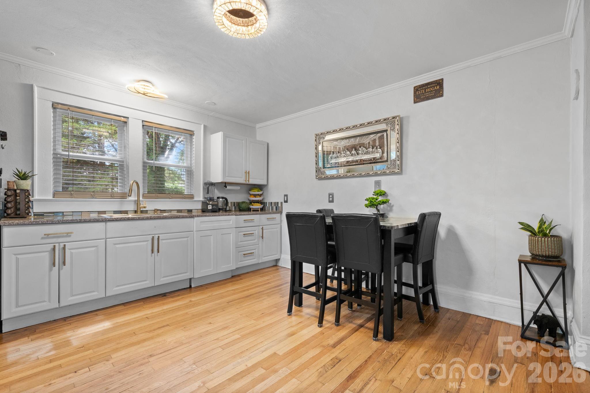331 5th Avenue Property Photo 9