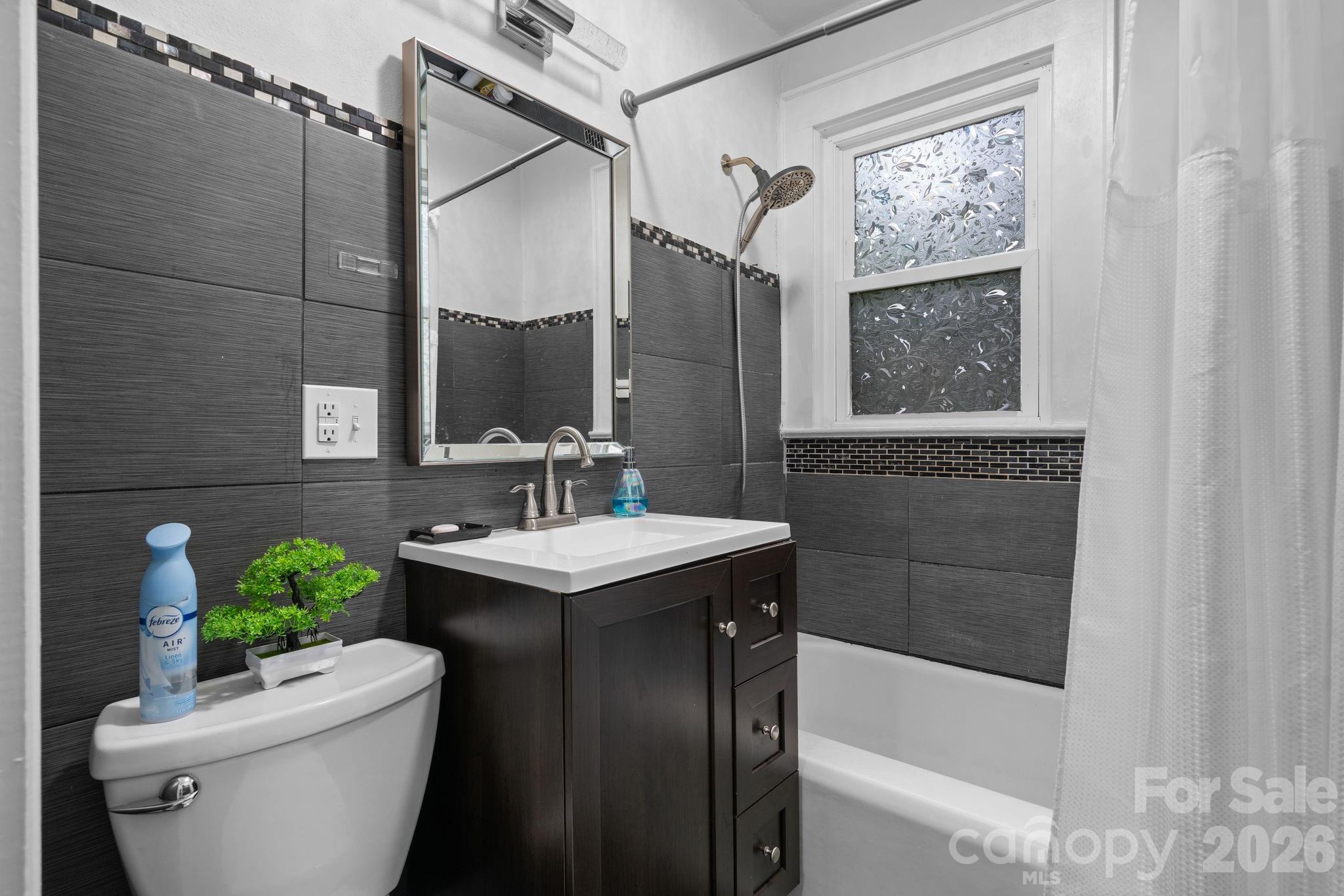 331 5th Avenue Property Photo 12
