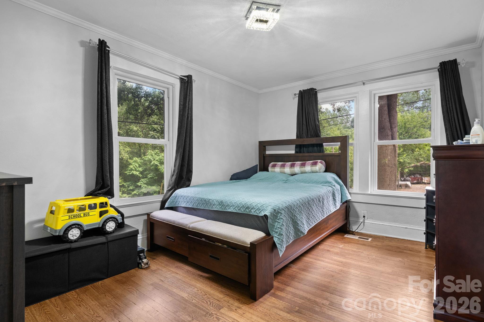 331 5th Avenue Property Photo 13
