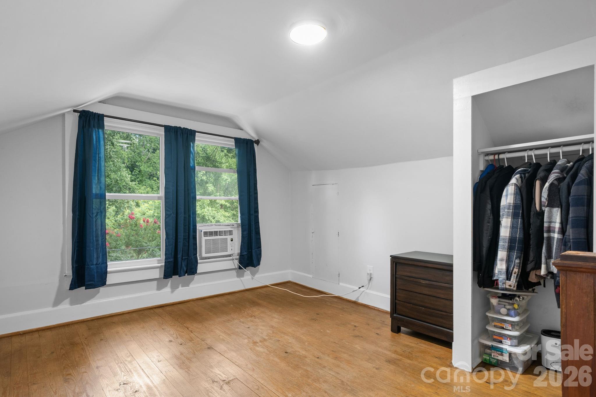 331 5th Avenue Property Photo 22