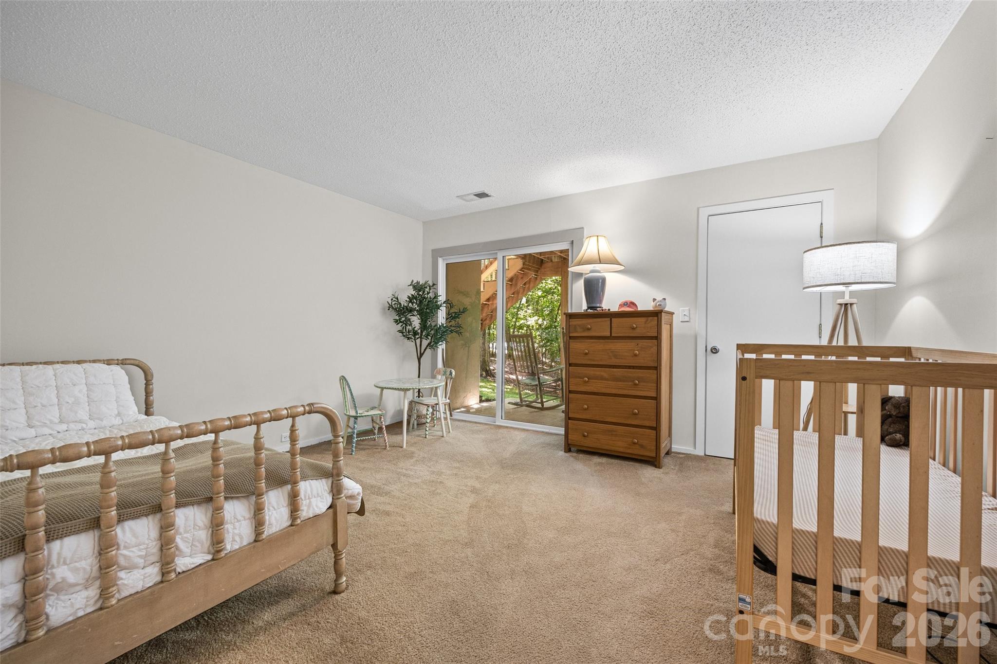 2 Five Oaks Lane 2 Property Photo 23