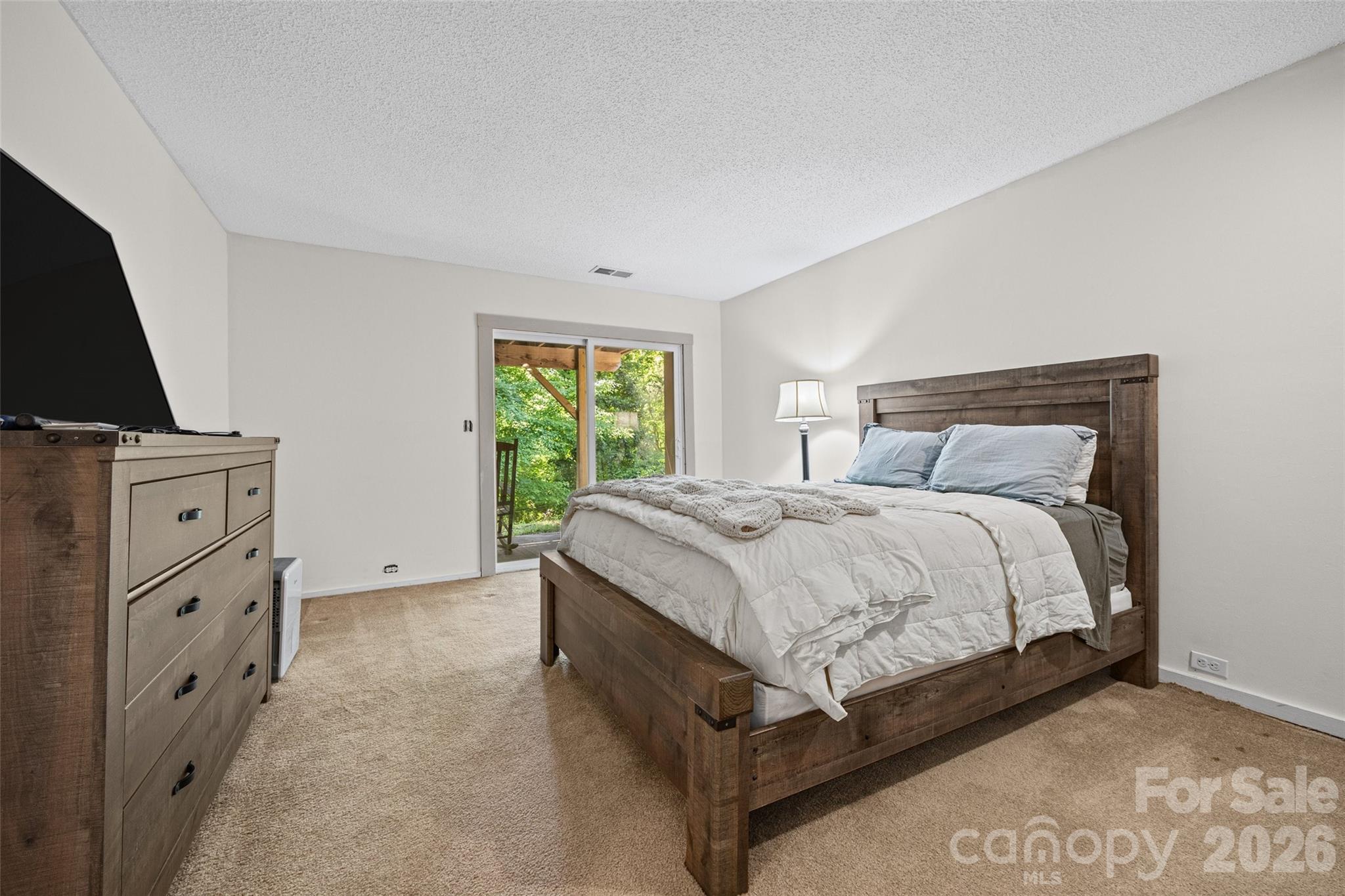 2 Five Oaks Lane 2 Property Photo 25