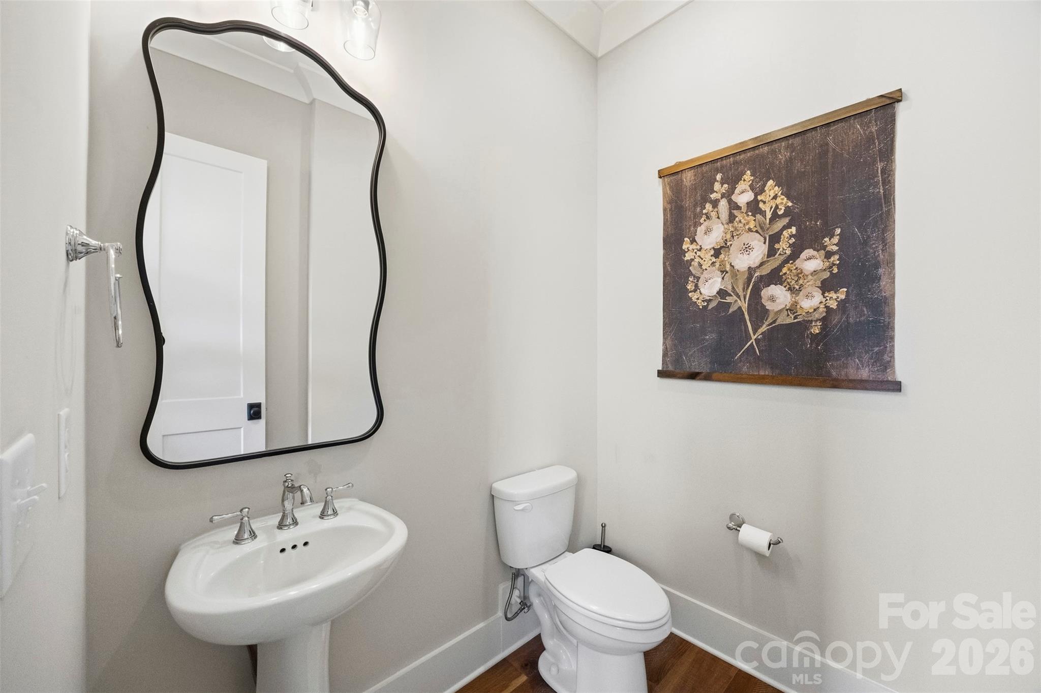 414 S Main Street Property Photo 6