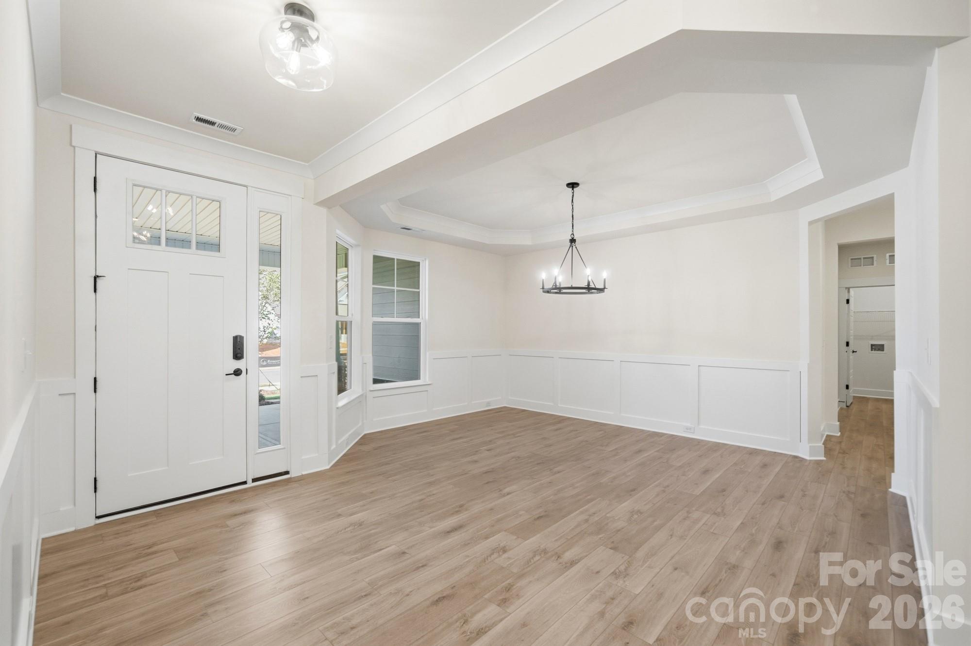 4493 Blue Mound Court Property Photo 5