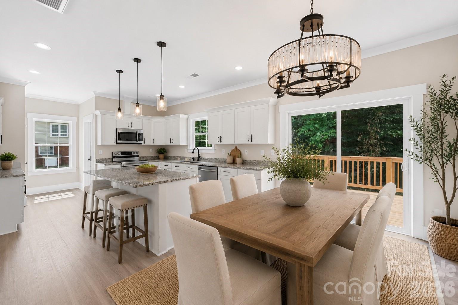1829 Kingsley Street Property Photo 10