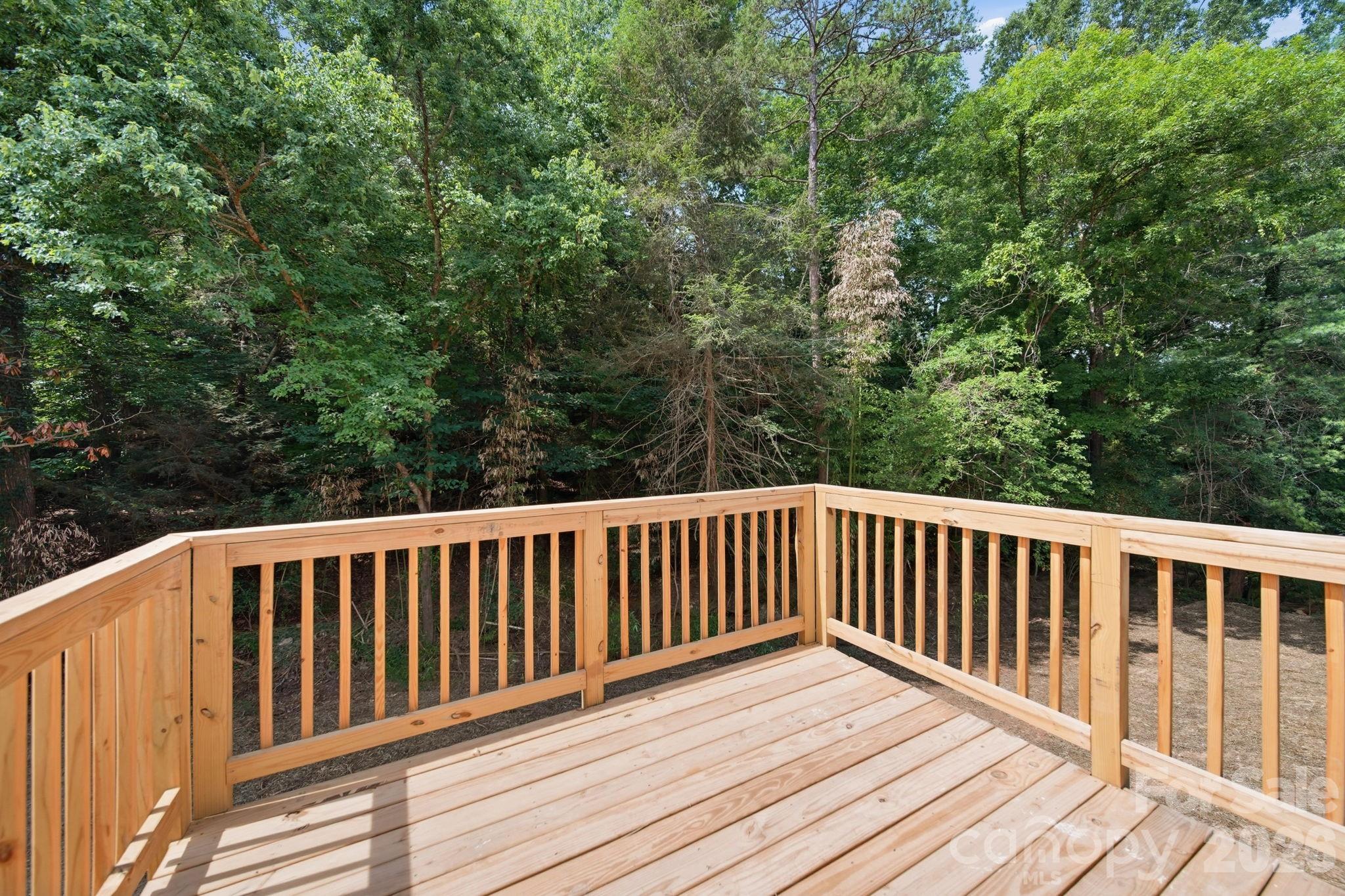 1829 Kingsley Street Property Photo 23