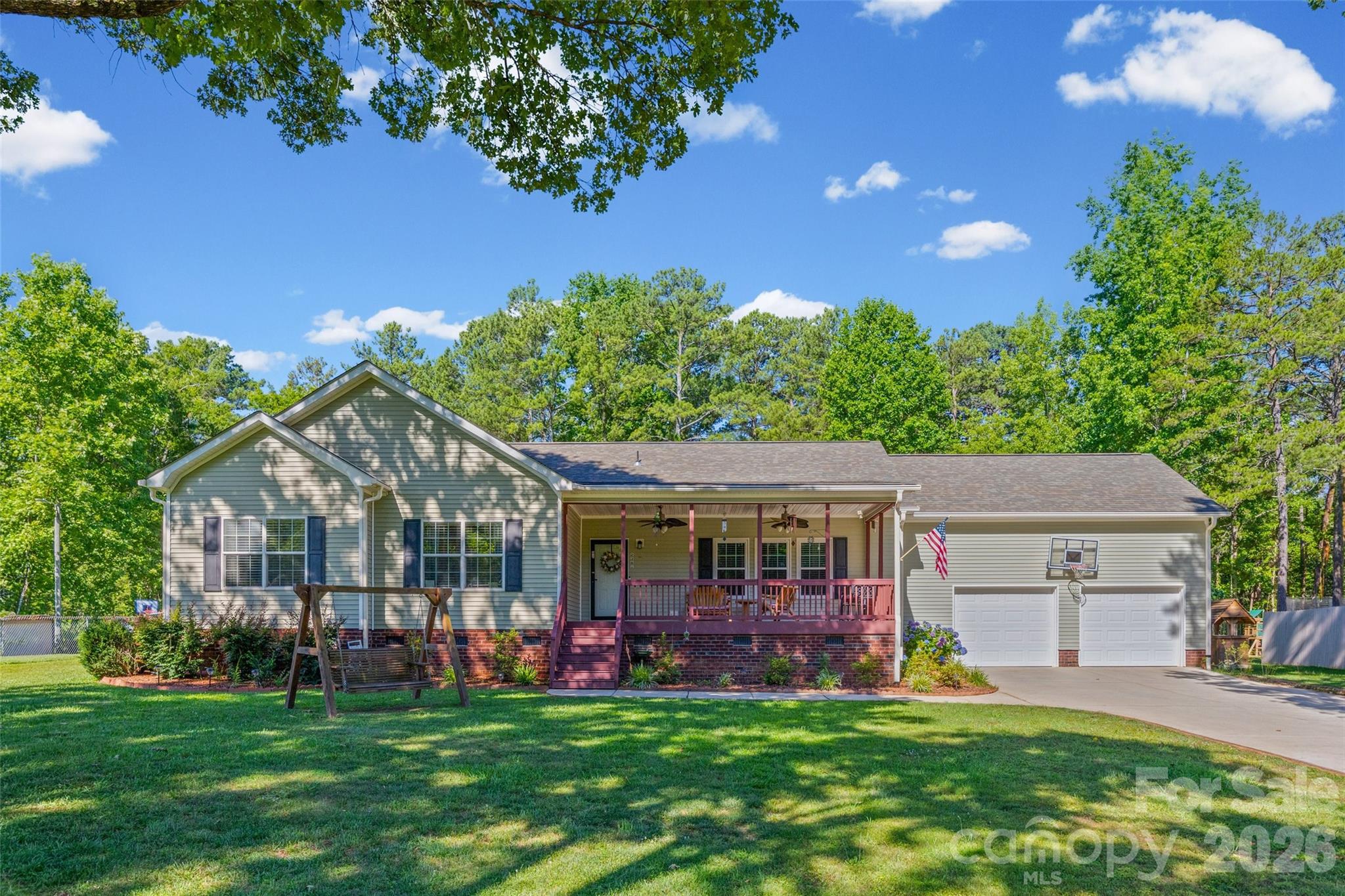 2361 S Springhill Court Property Photo 1