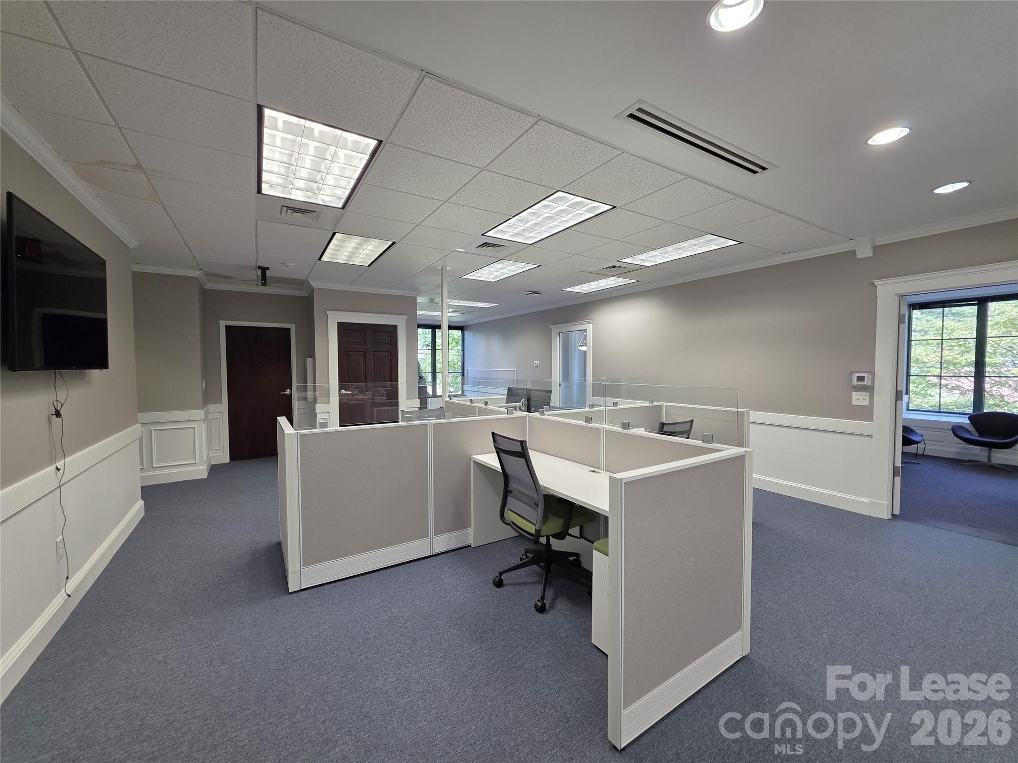 109 Professional Park Drive 200 Property Photo 3