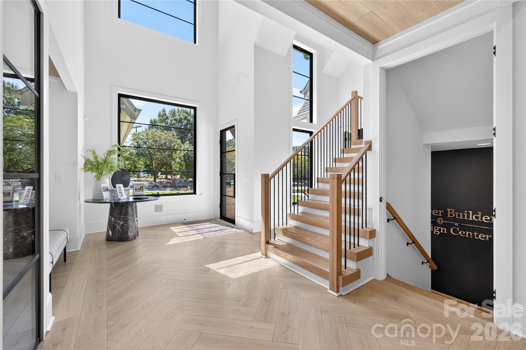 5555 Fairview Road Property Photo 3