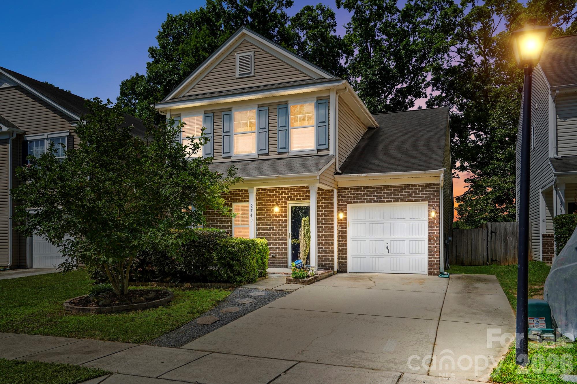 2740 Bramble Ridge Court Property Photo 1
