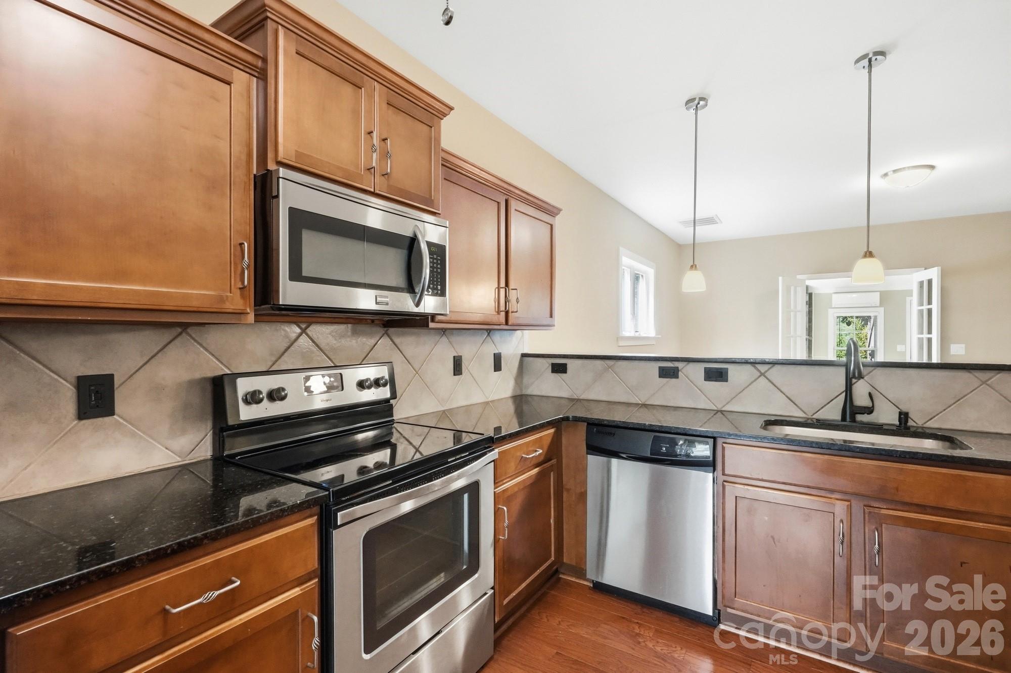 2740 Bramble Ridge Court Property Photo 10