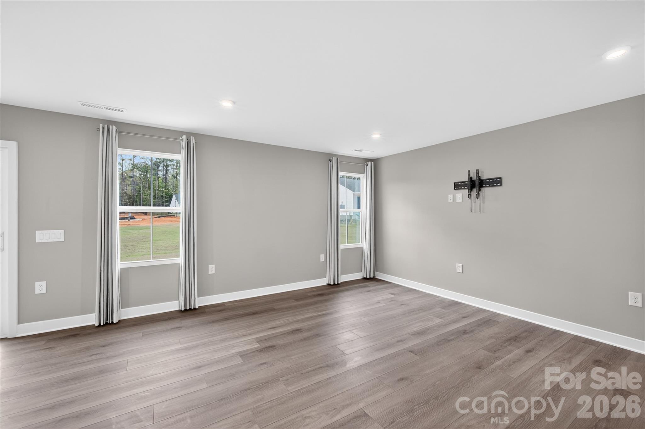 609 Nesbe Street Property Photo 10