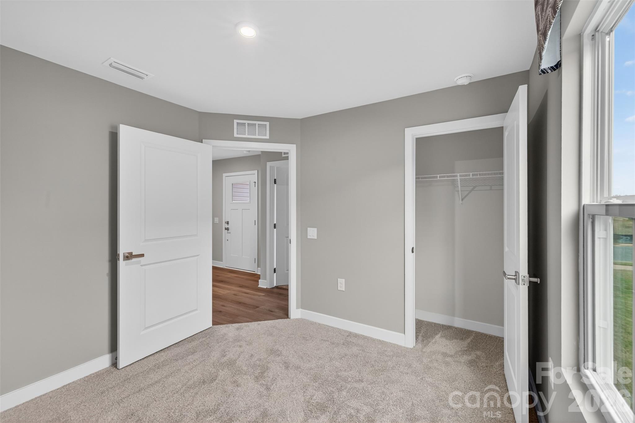 609 Nesbe Street Property Photo 20