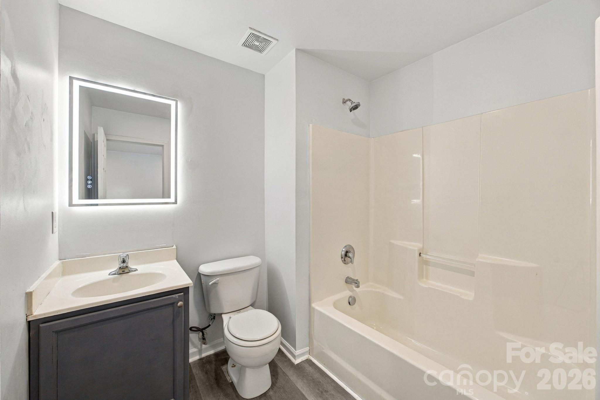 5333 Esther Lane Property Photo 22