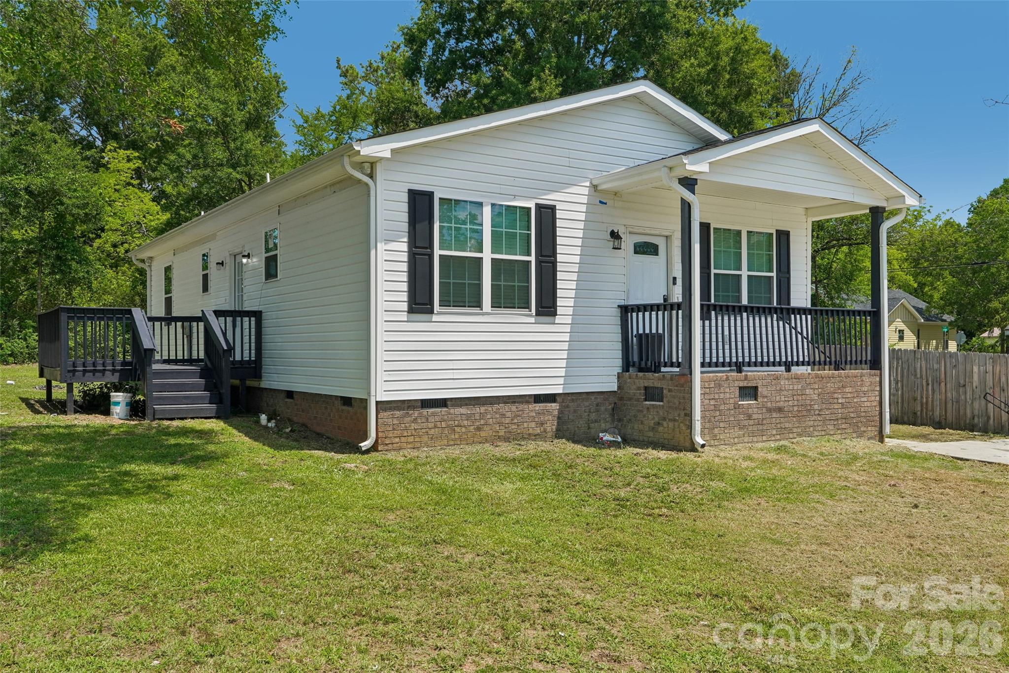 506 Bratton Street Property Photo 2