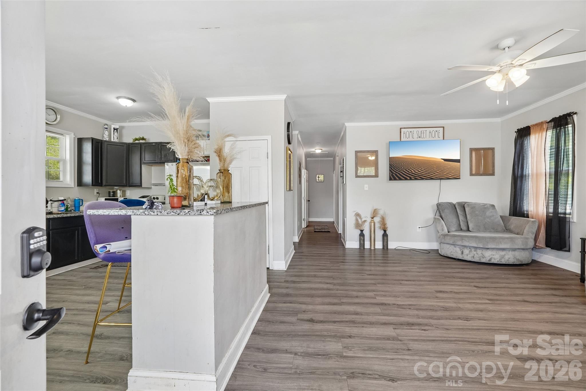 506 Bratton Street Property Photo 3