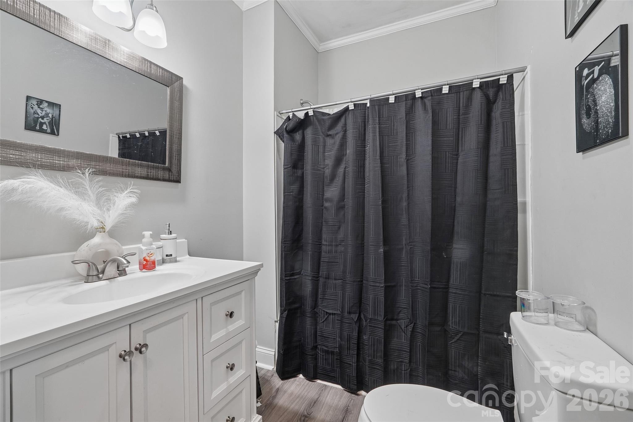 506 Bratton Street Property Photo 10