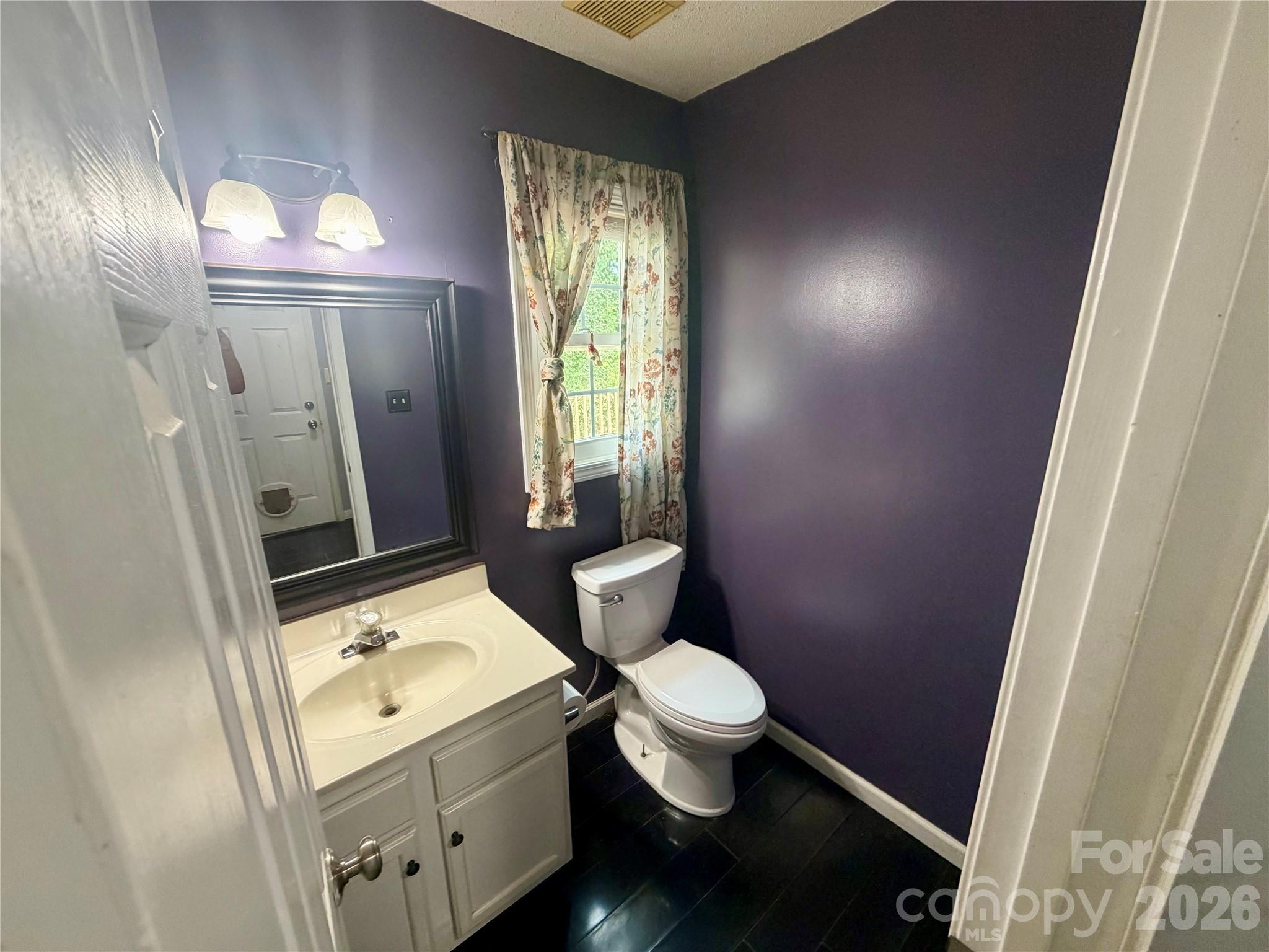 7126 Windsong Way Property Photo 20