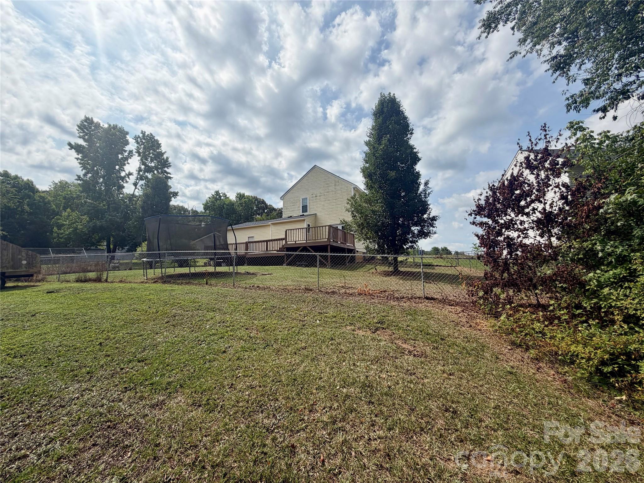 7126 Windsong Way Property Photo 26