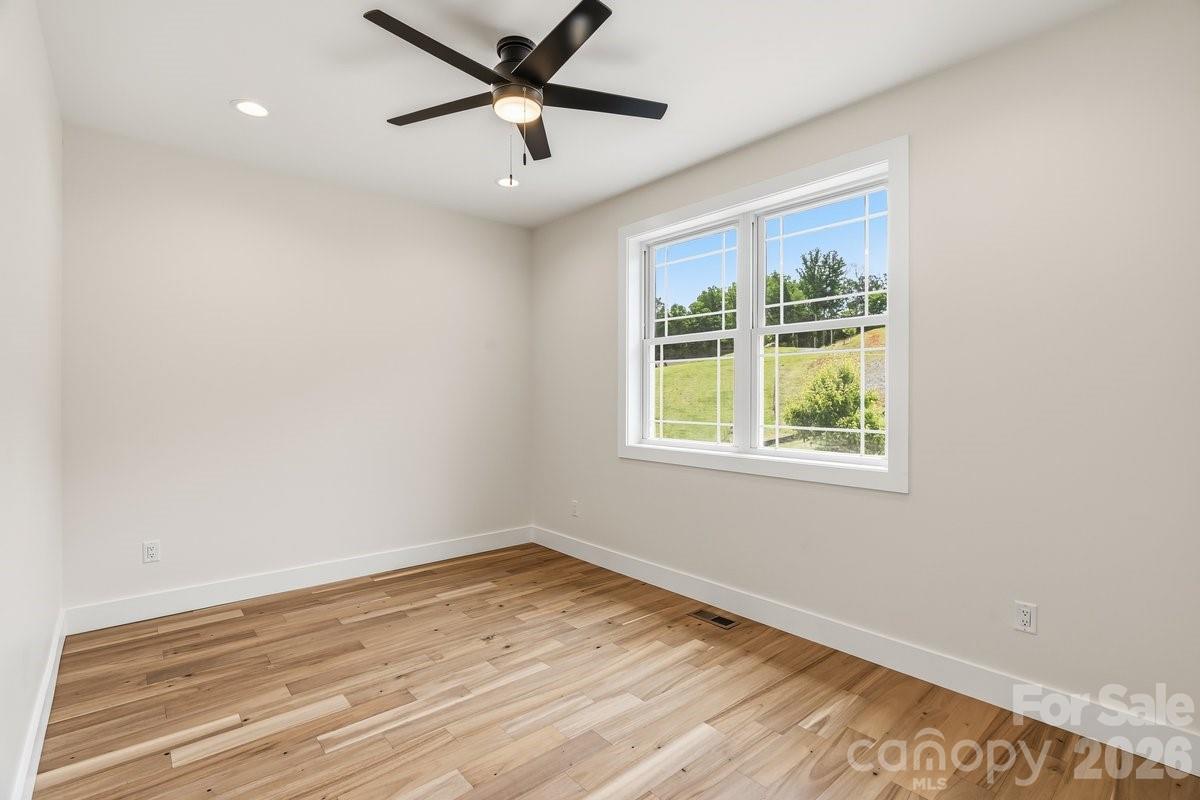 49 Grace Court Property Photo 33