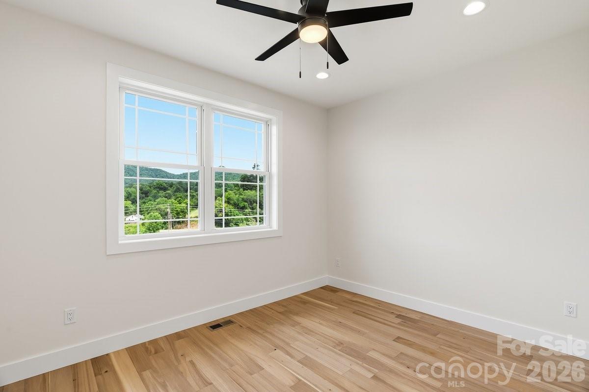49 Grace Court Property Photo 37