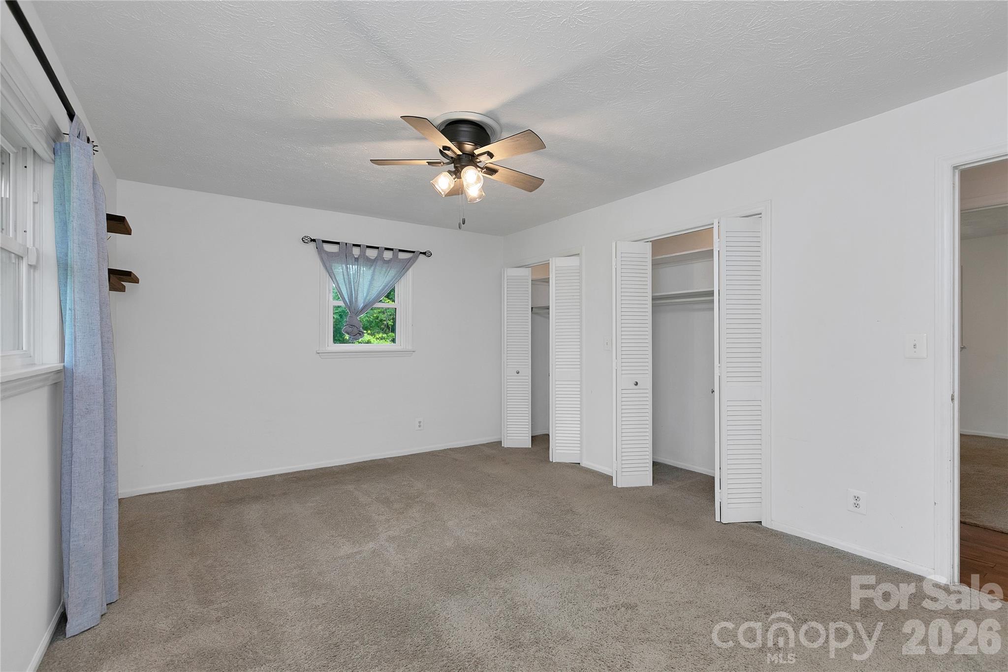 138 Surry Lane Property Photo 18