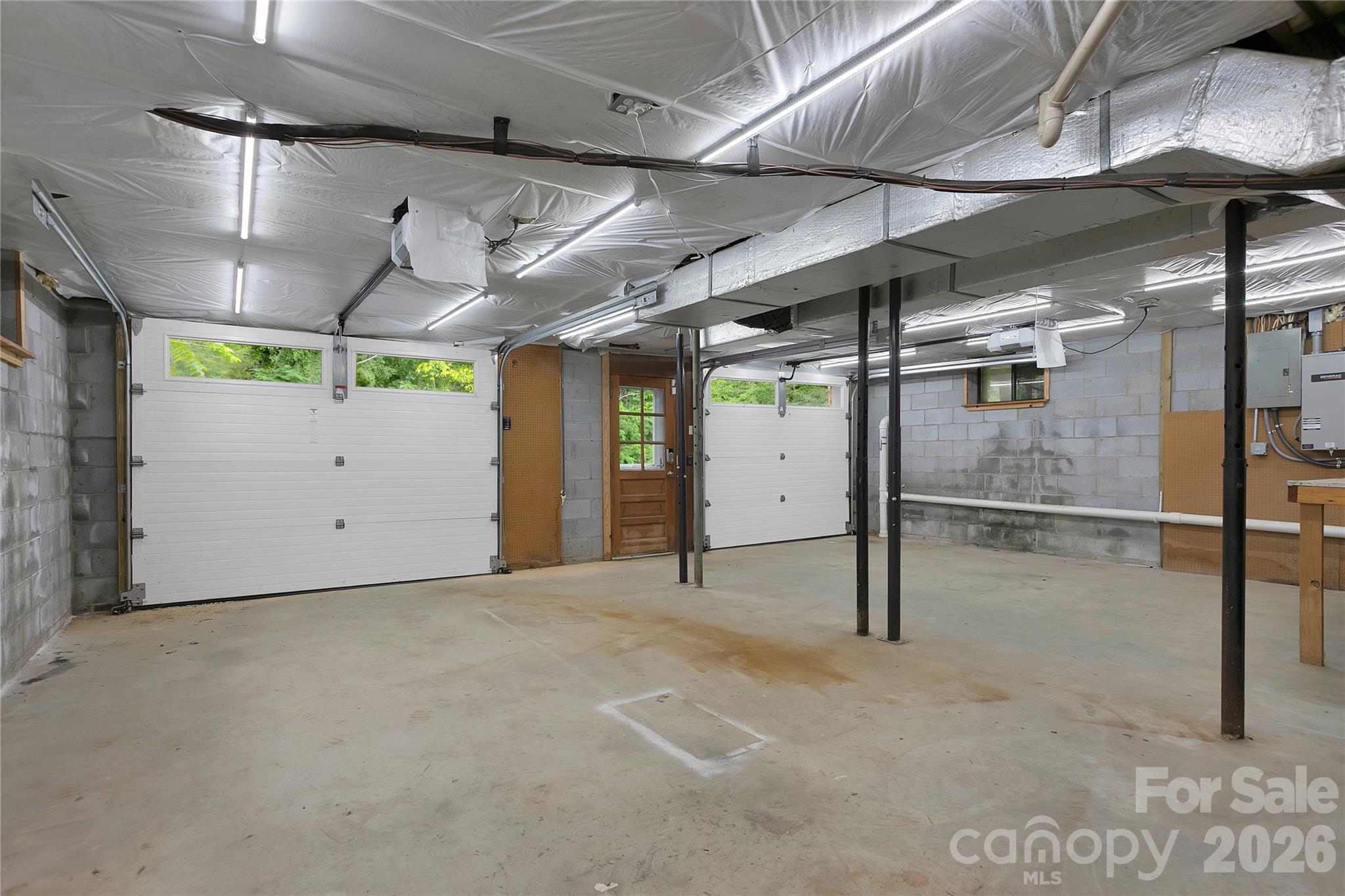 138 Surry Lane Property Photo 30
