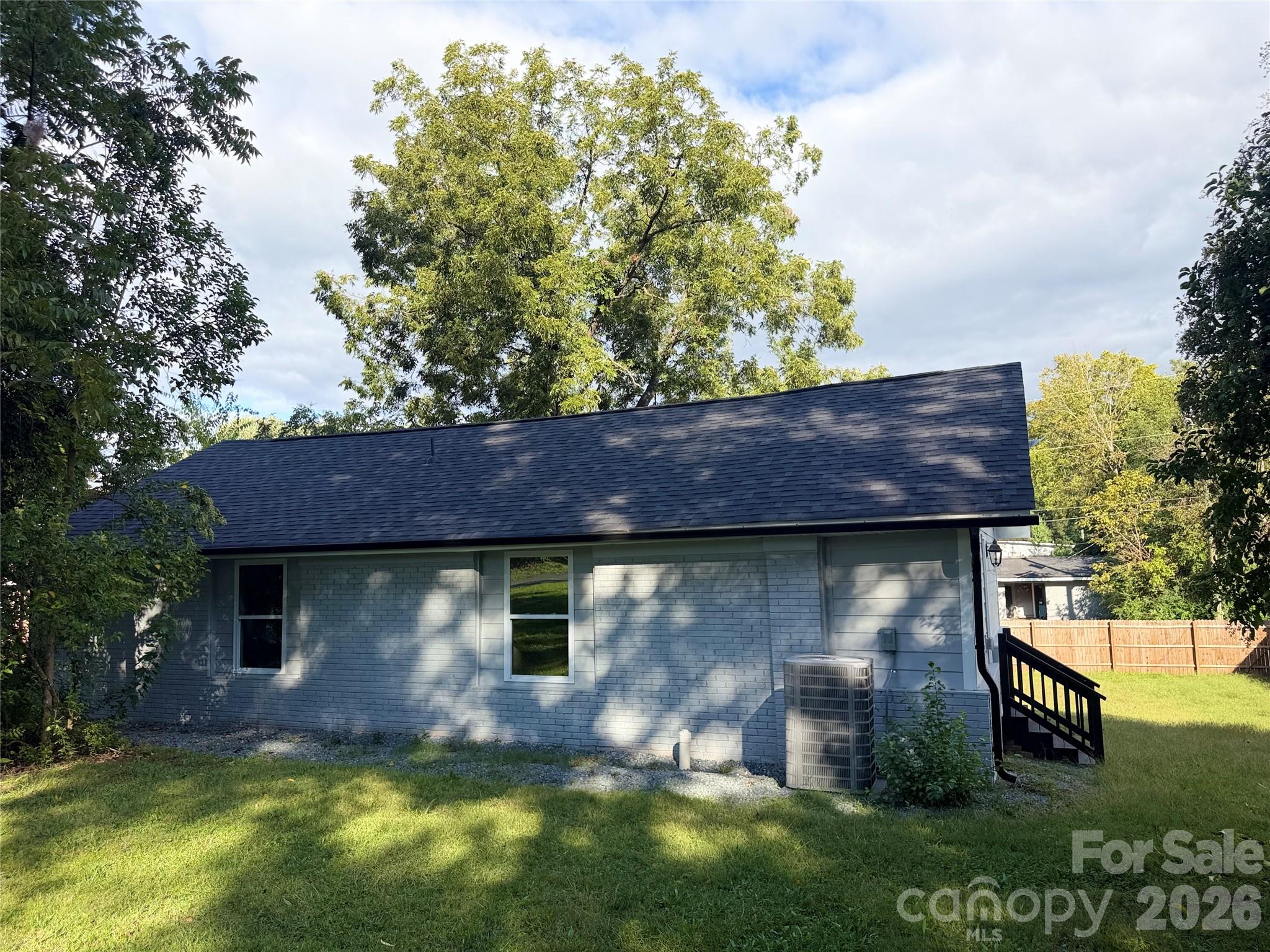 803 Gordon Street Property Photo 5