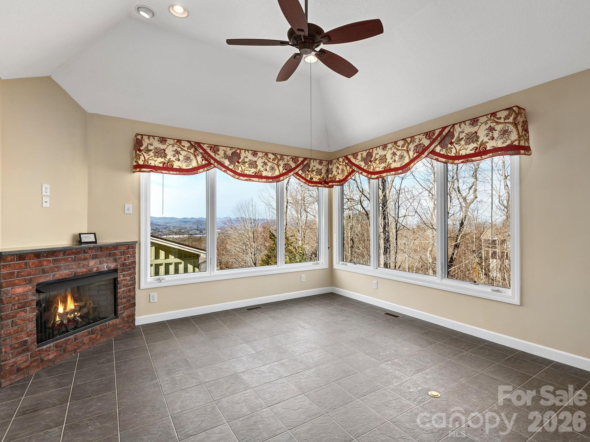 54 Deep Valley Lane Property Photo 22